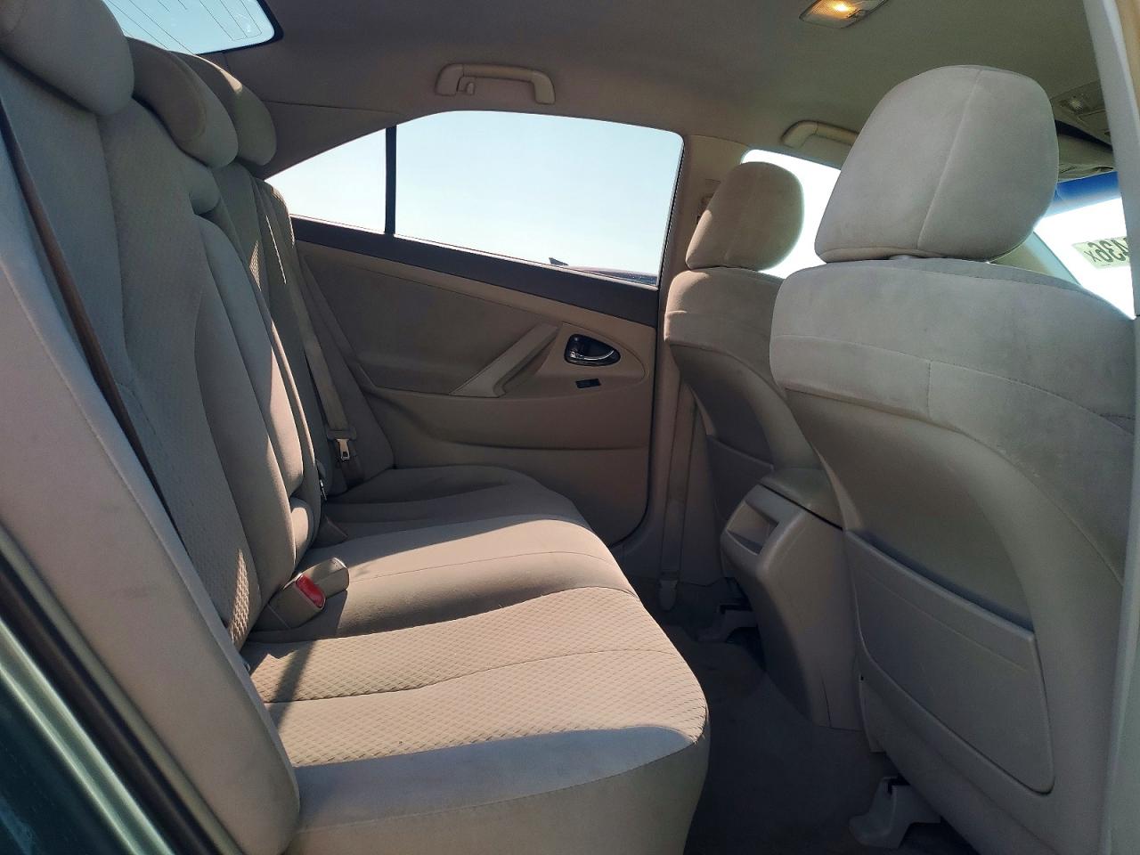 2008 Toyota Camary Серебряный vin: 4T4BE46K98R013863