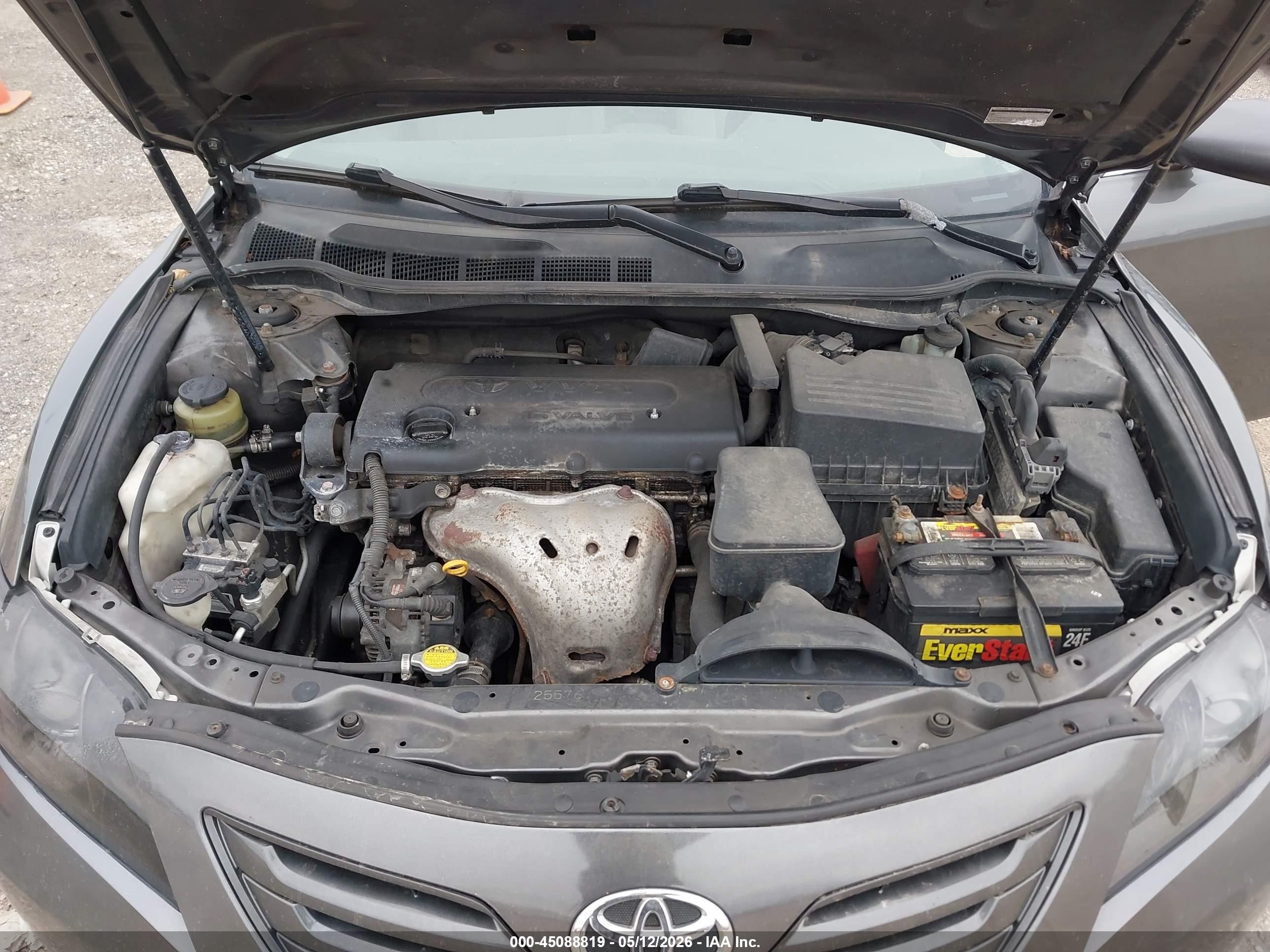 2008 Toyota Camry Le Gray vin: 4T4BE46K98R026452