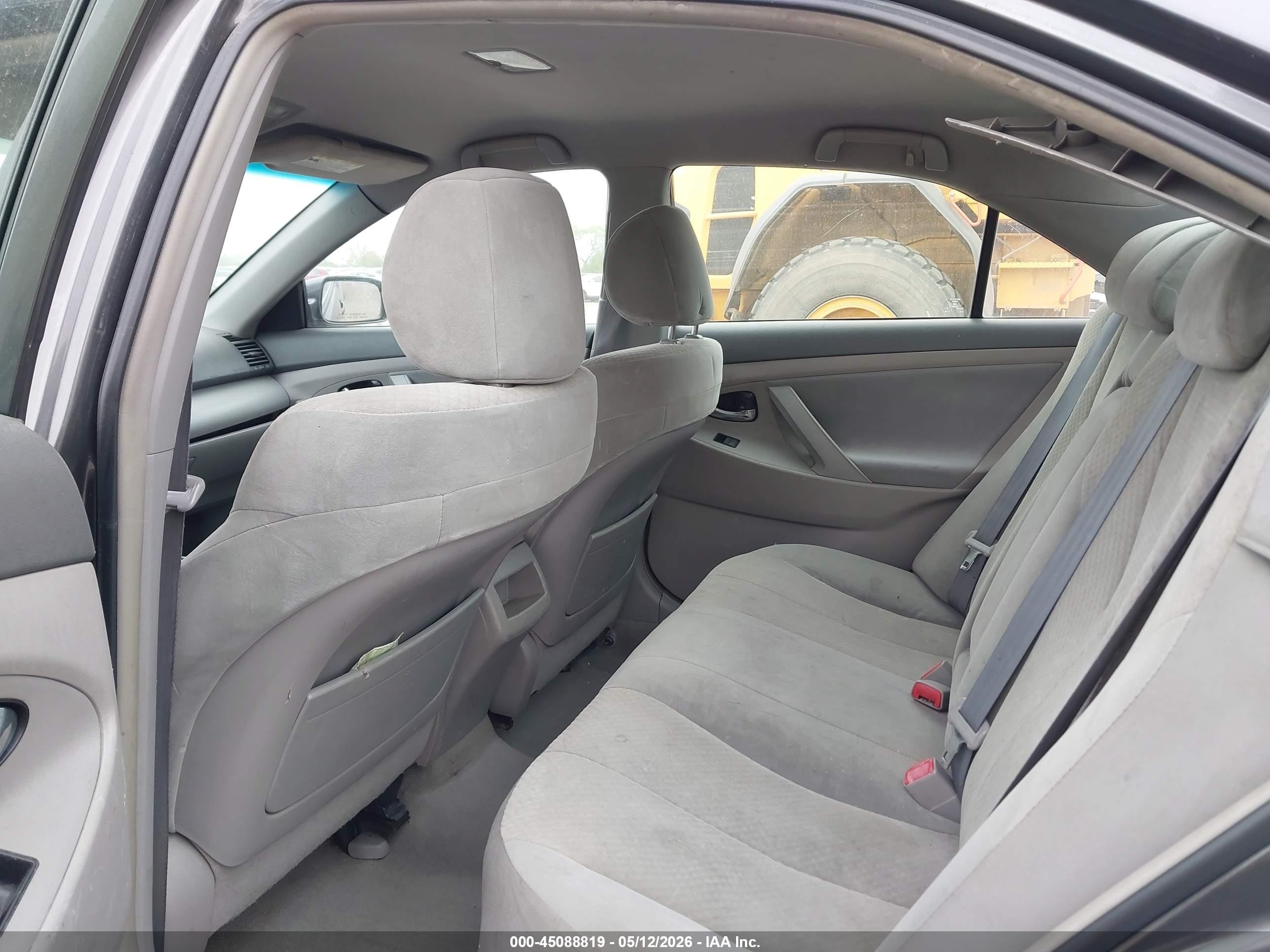 2008 Toyota Camry Le Gray vin: 4T4BE46K98R026452