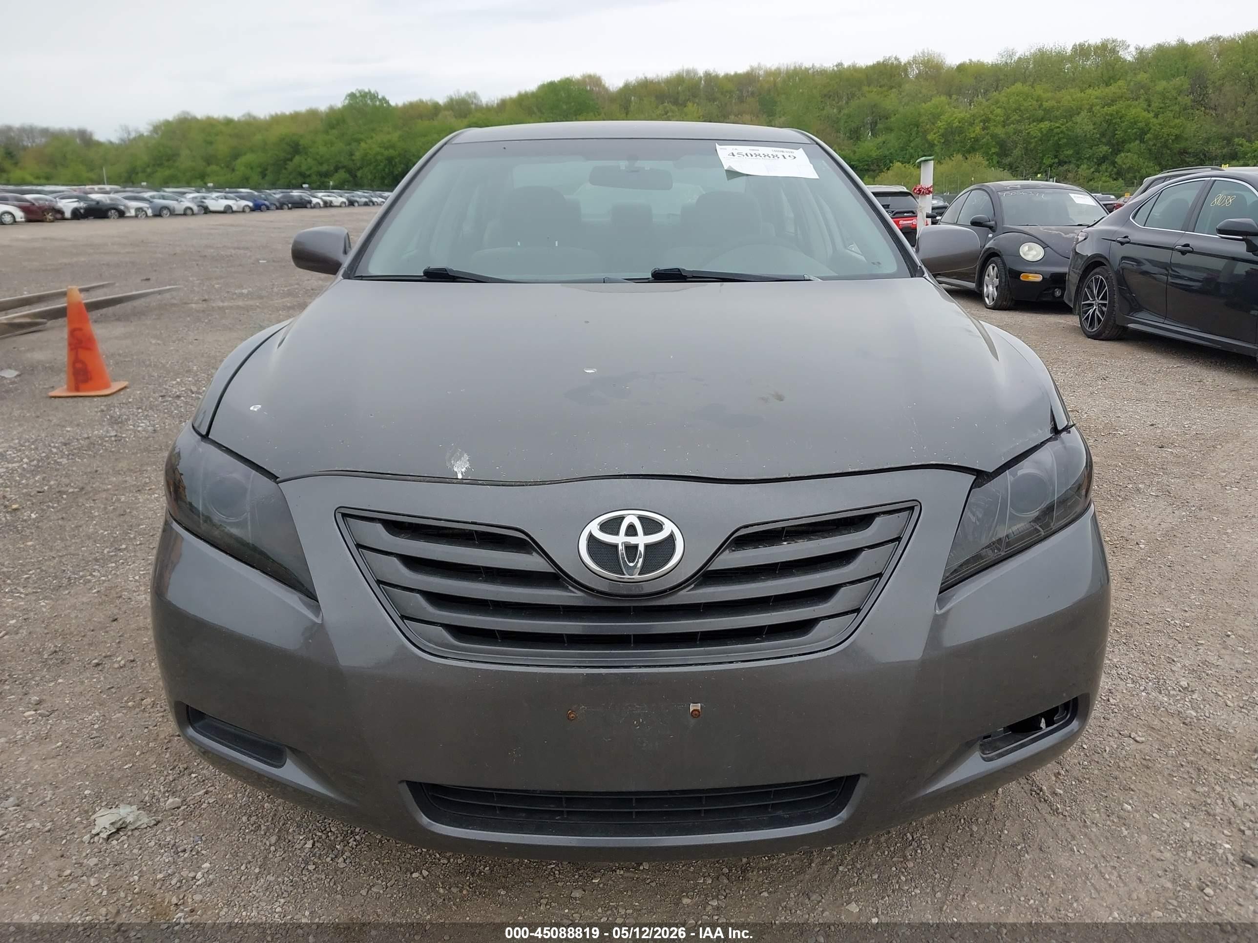 2008 Toyota Camry Le Gray vin: 4T4BE46K98R026452