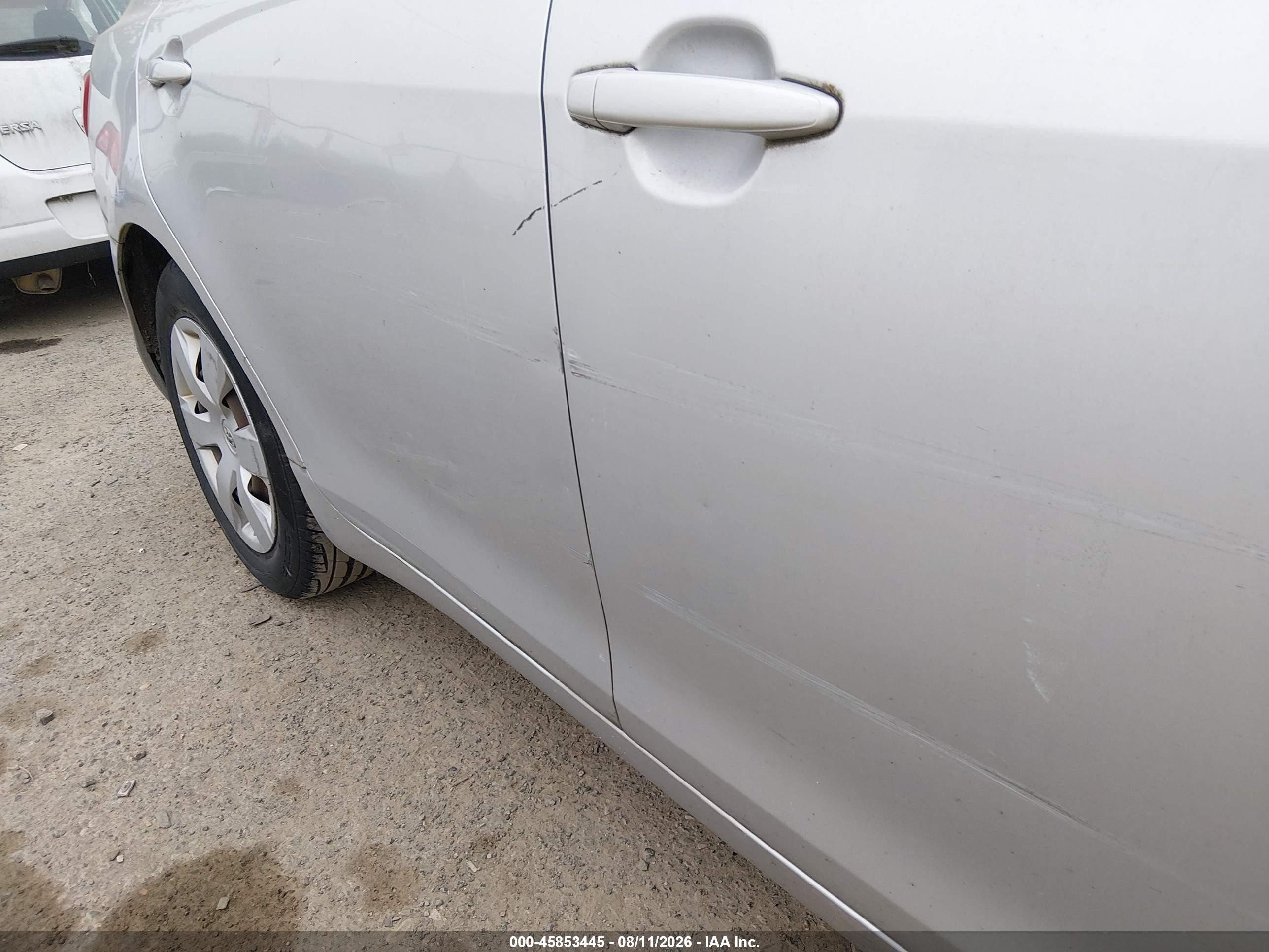 2008 Toyota Camry Le Silver vin: 4T4BE46K98R035247