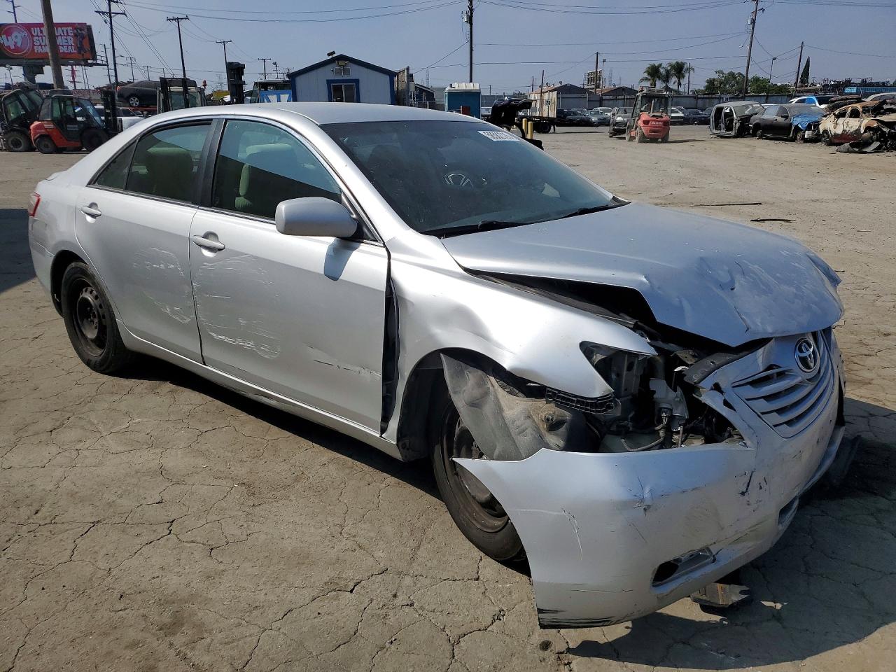 2009 Toyota Camry Le Серебряный vin: 4T4BE46K99R052731