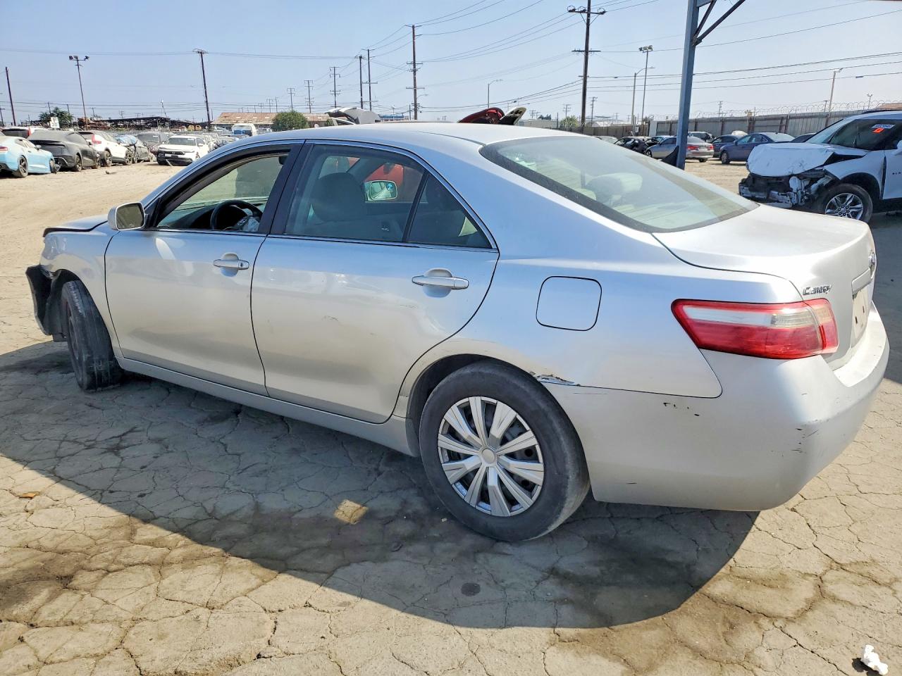 2009 Toyota Camry Le Серебряный vin: 4T4BE46K99R052731