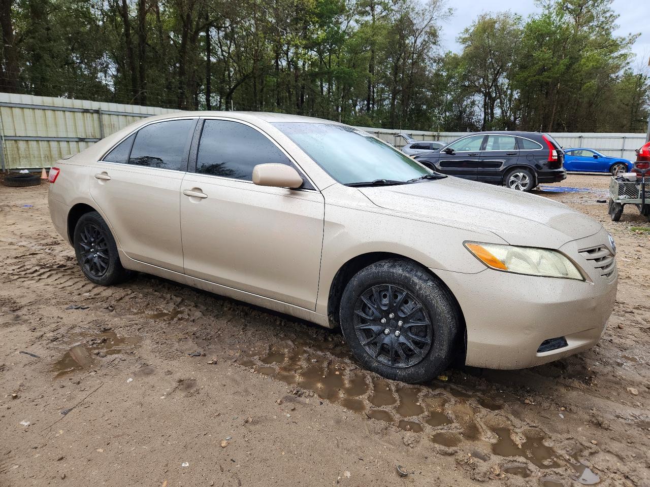 2009 Toyota Camry Le Золотой vin: 4T4BE46K99R057945