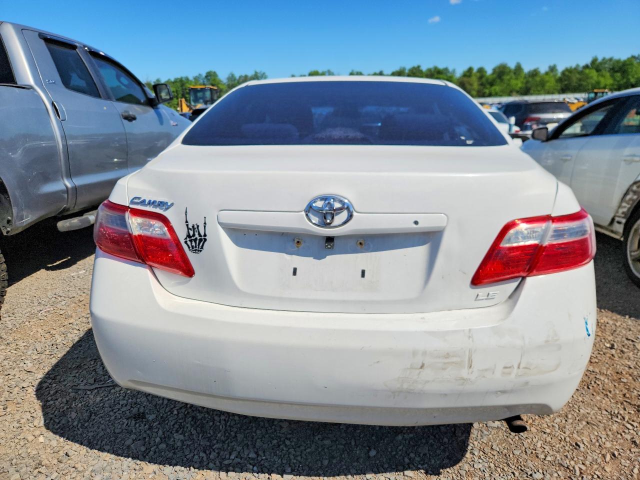 2009 Toyota Camry Le White vin: 4T4BE46K99R075040