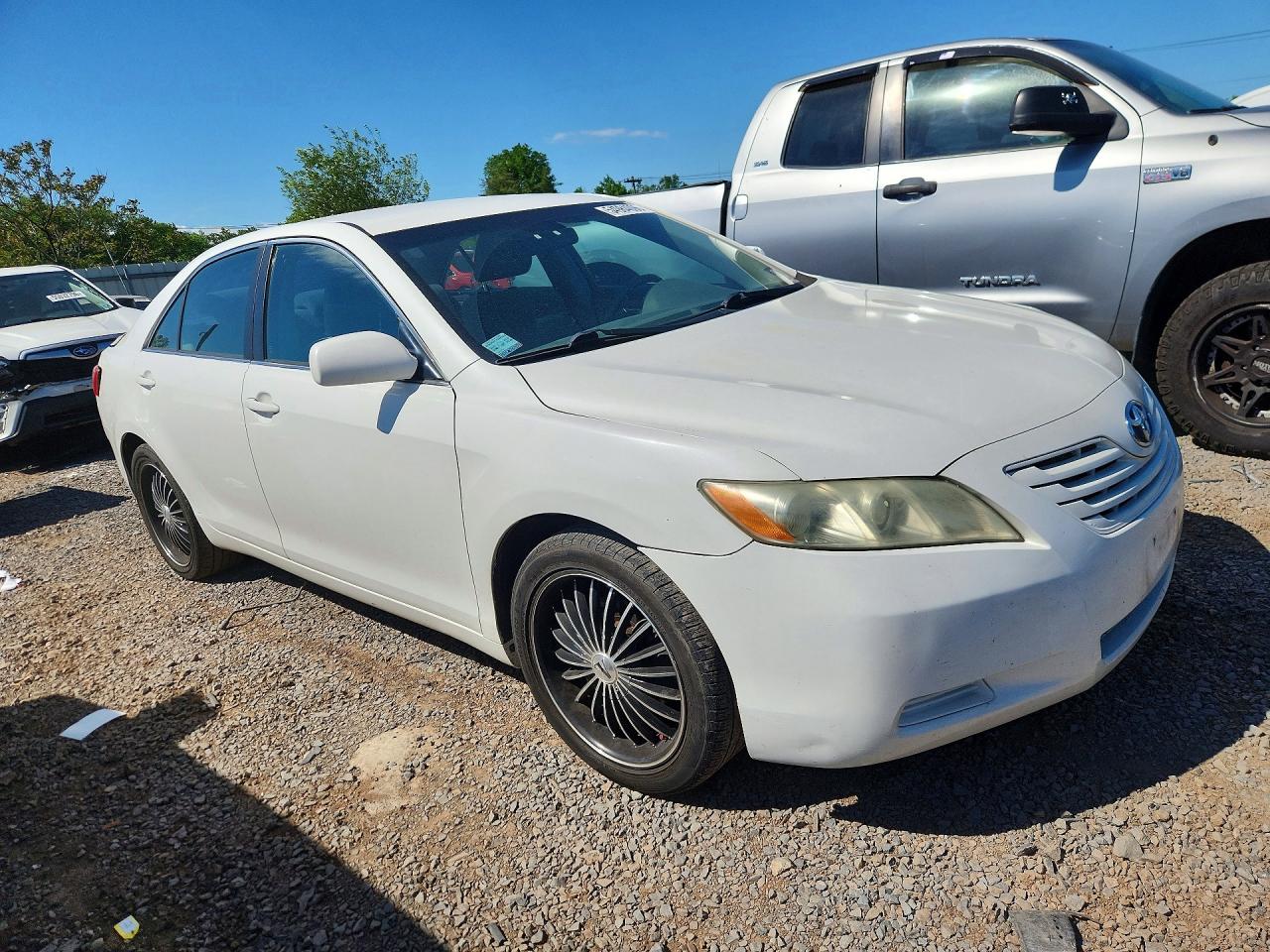 2009 Toyota Camry Le White vin: 4T4BE46K99R075040