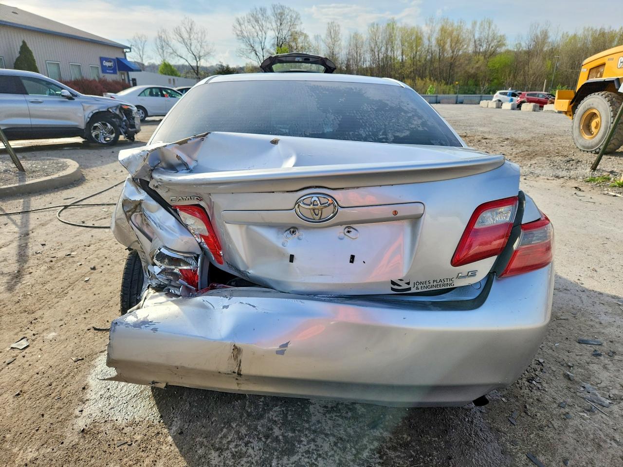 2009 Toyota Camry Le Серебряный vin: 4T4BE46K99R081257