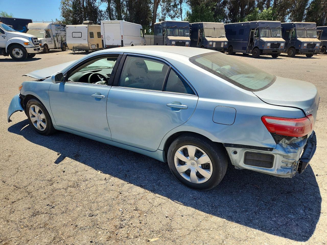 2009 Toyota Camry Le Blue vin: 4T4BE46K99R084059