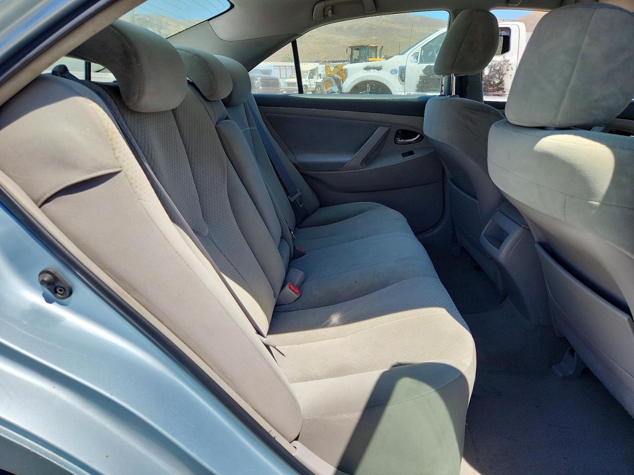 2009 Toyota Camry Le Blue vin: 4T4BE46K99R084059