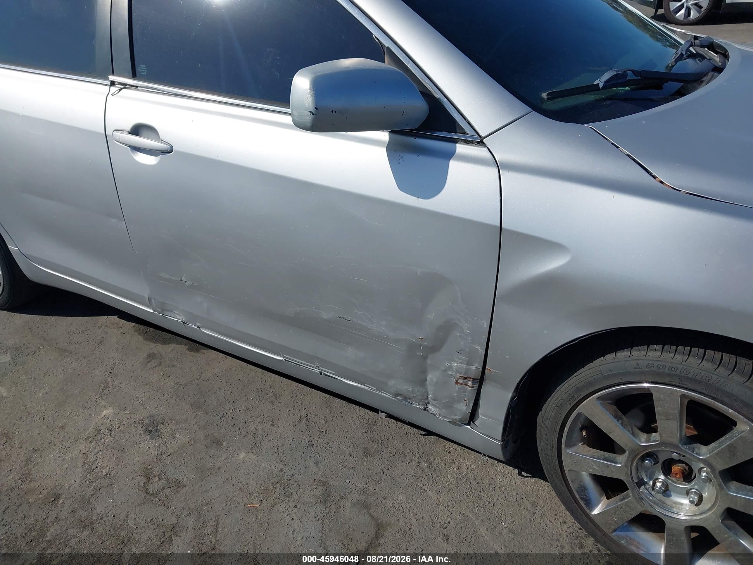 2009 Toyota Camry Le Silver vin: 4T4BE46K99R096907