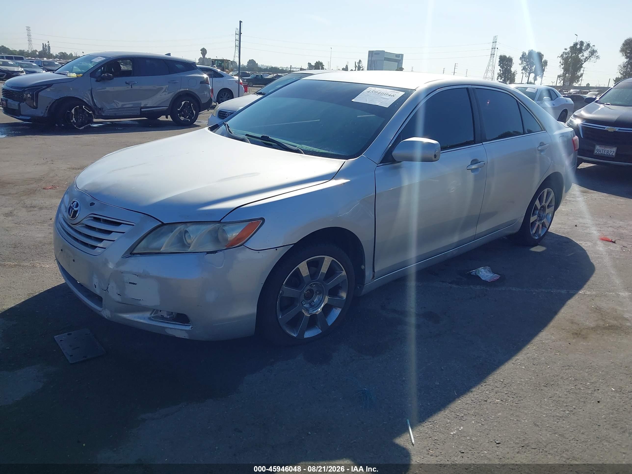 2009 Toyota Camry Le Silver vin: 4T4BE46K99R096907