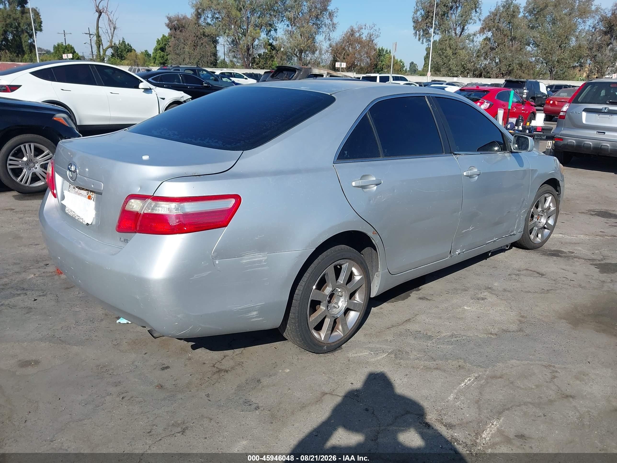 2009 Toyota Camry Le Silver vin: 4T4BE46K99R096907