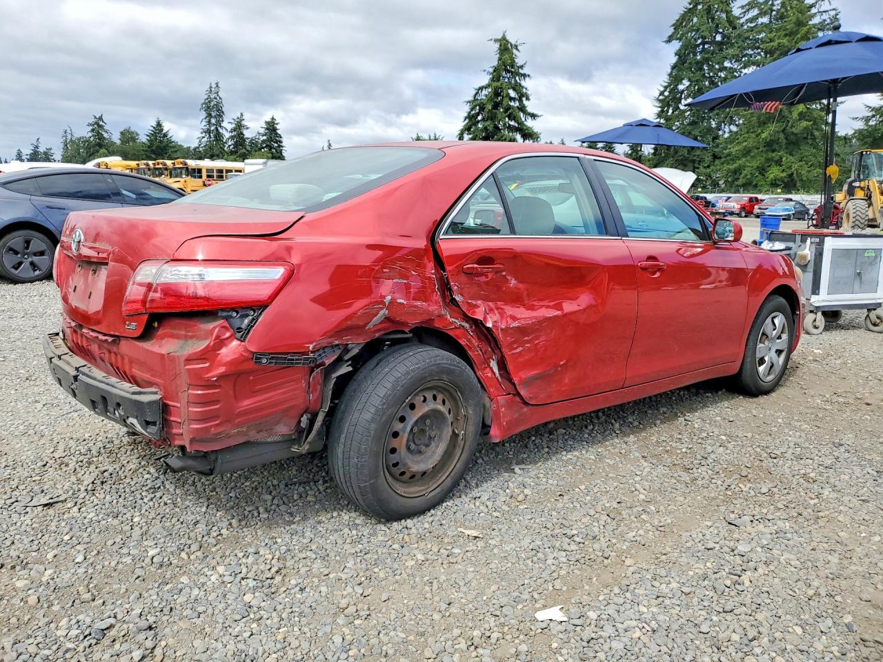 2009 Toyota Camry Le Red vin: 4T4BE46K99R105959