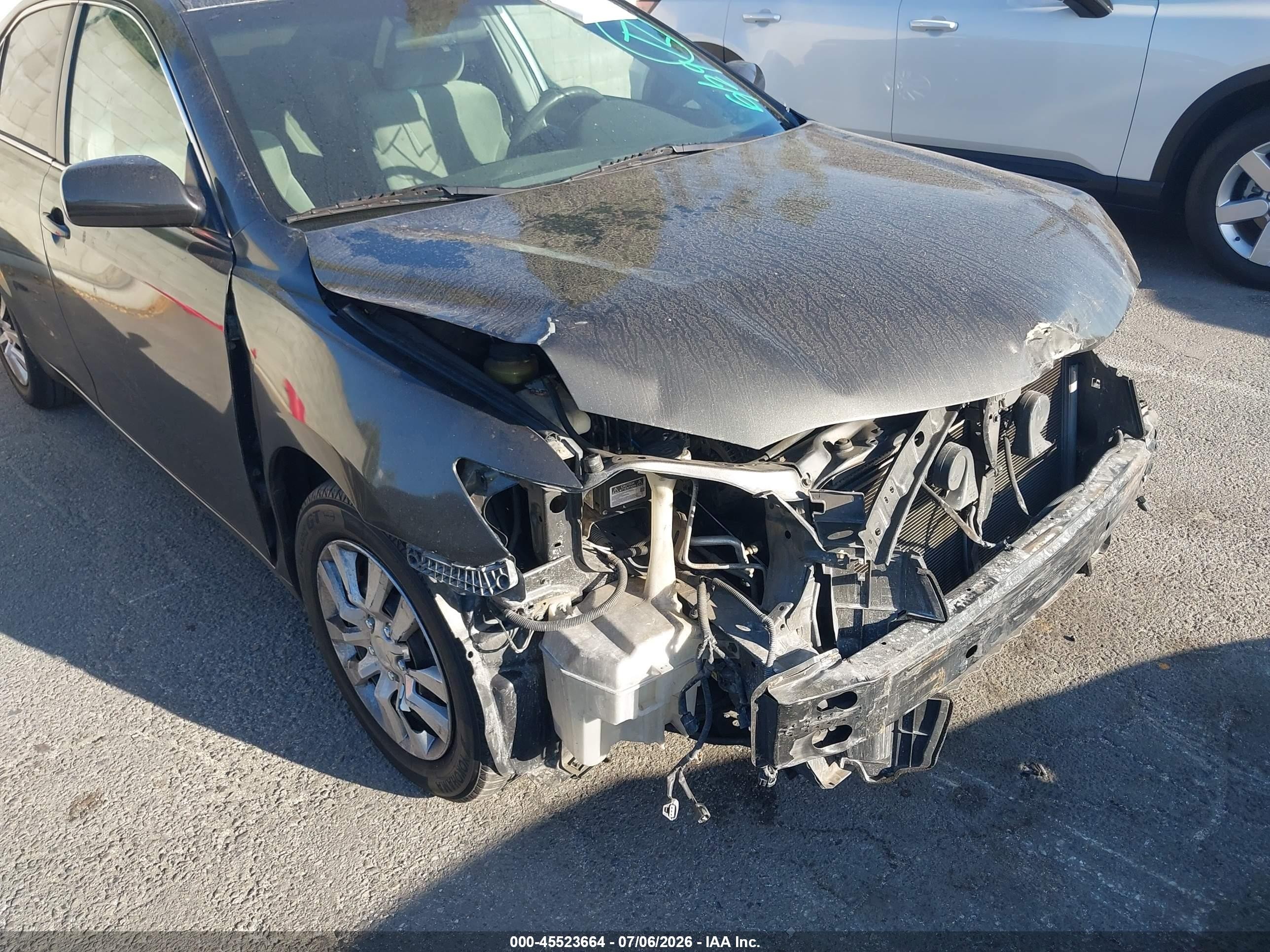 2009 Toyota Camry Le Gray vin: 4T4BE46K99R114712