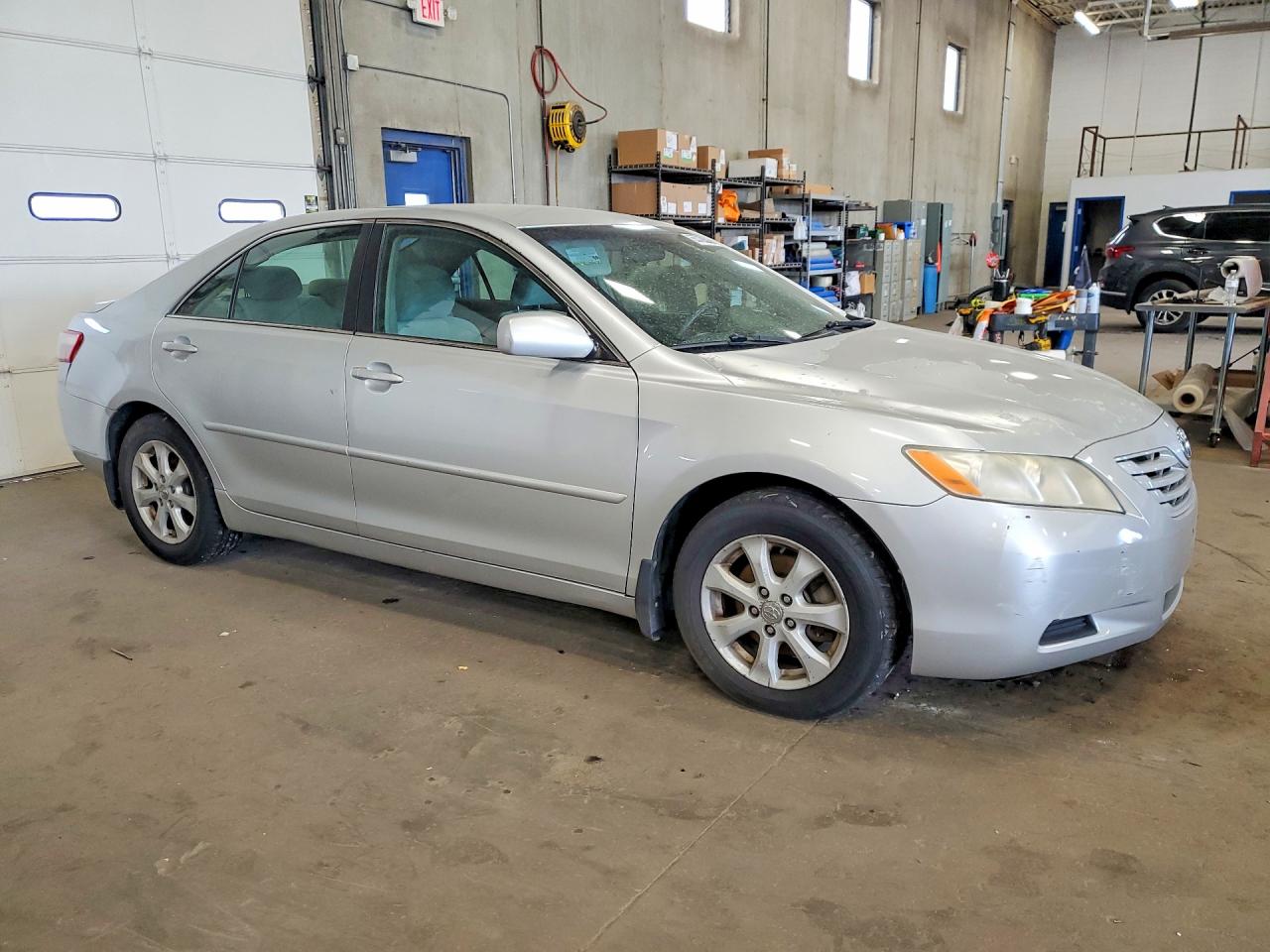 2009 Toyota Camry Le Silver vin: 4T4BE46K99R120042