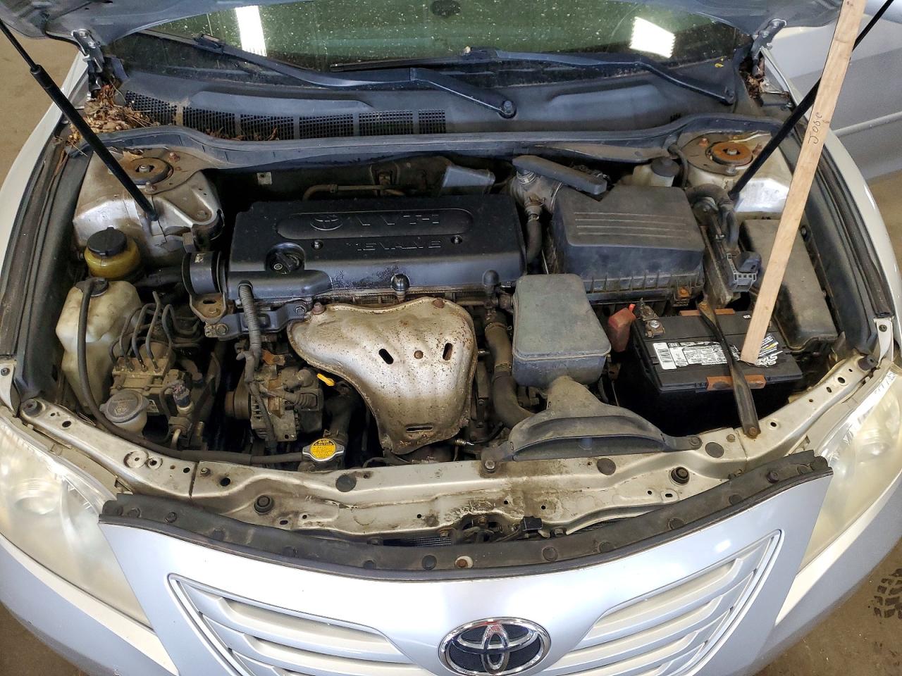 2009 Toyota Camry Le Silver vin: 4T4BE46K99R120042