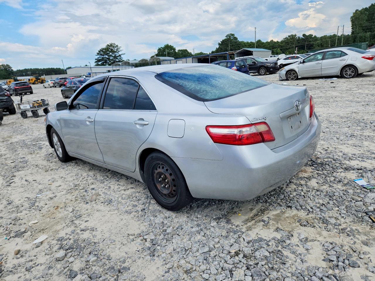 2009 Toyota Camry Le Серебряный vin: 4T4BE46K99R120154