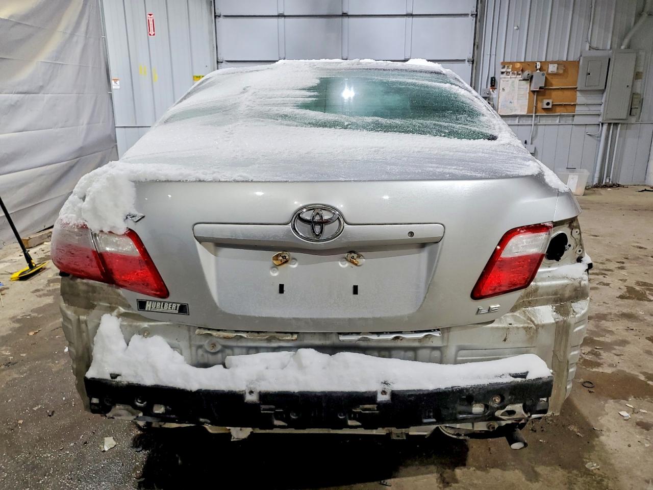 2009 Toyota Camry Le Silver vin: 4T4BE46K99R130103