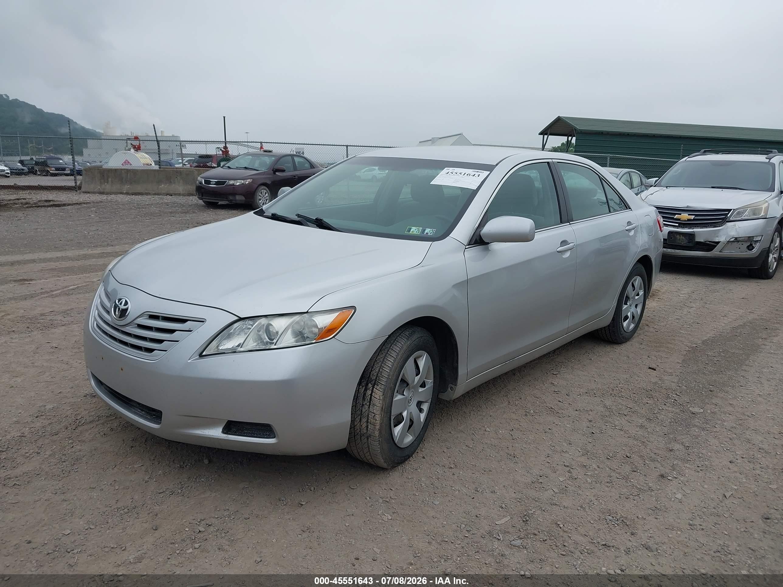 2009 Toyota Camry Le Серебряный vin: 4T4BE46K99R135463