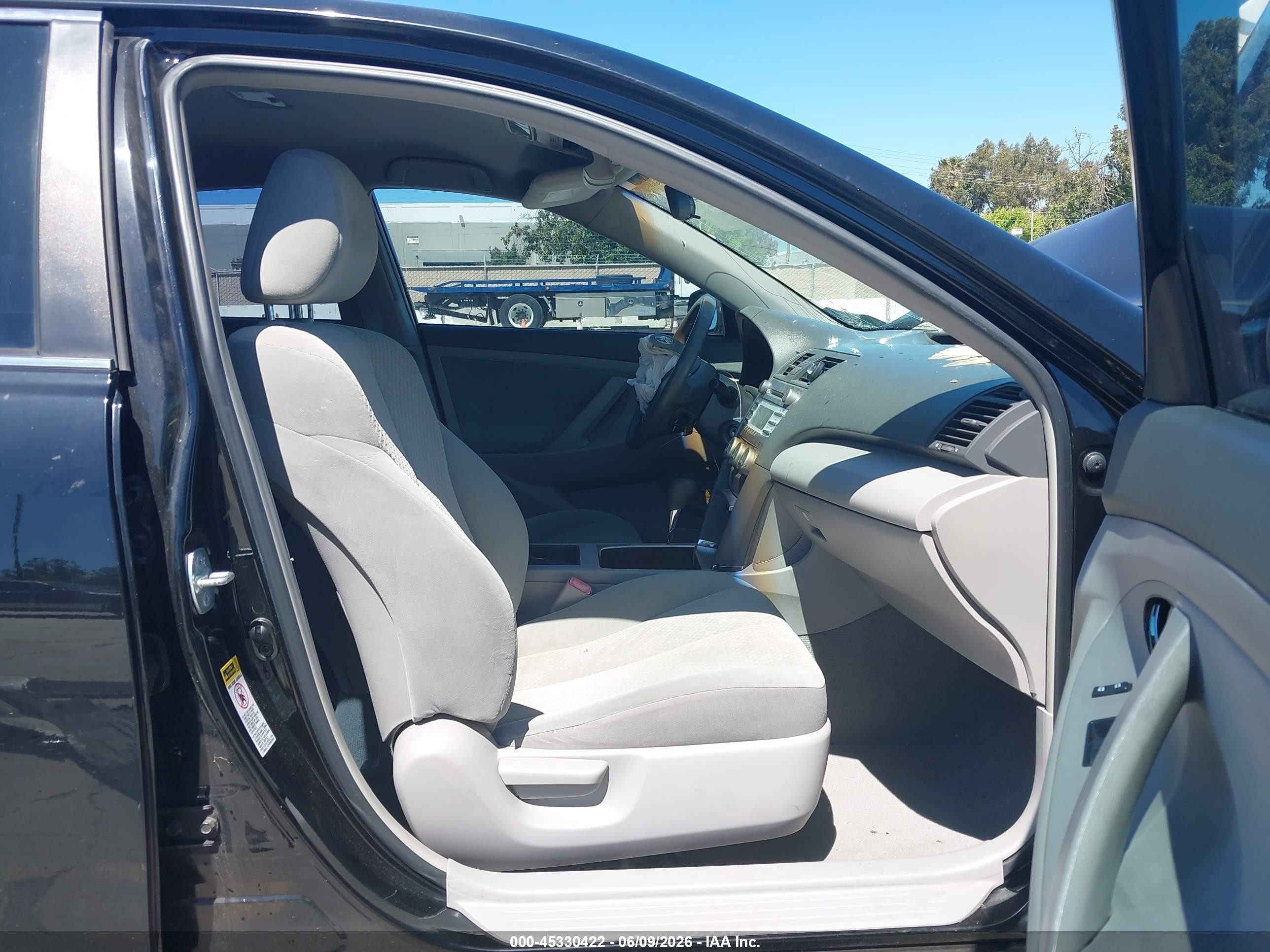 2008 Toyota Camry Le Black vin: 4T4BE46KX8R016268