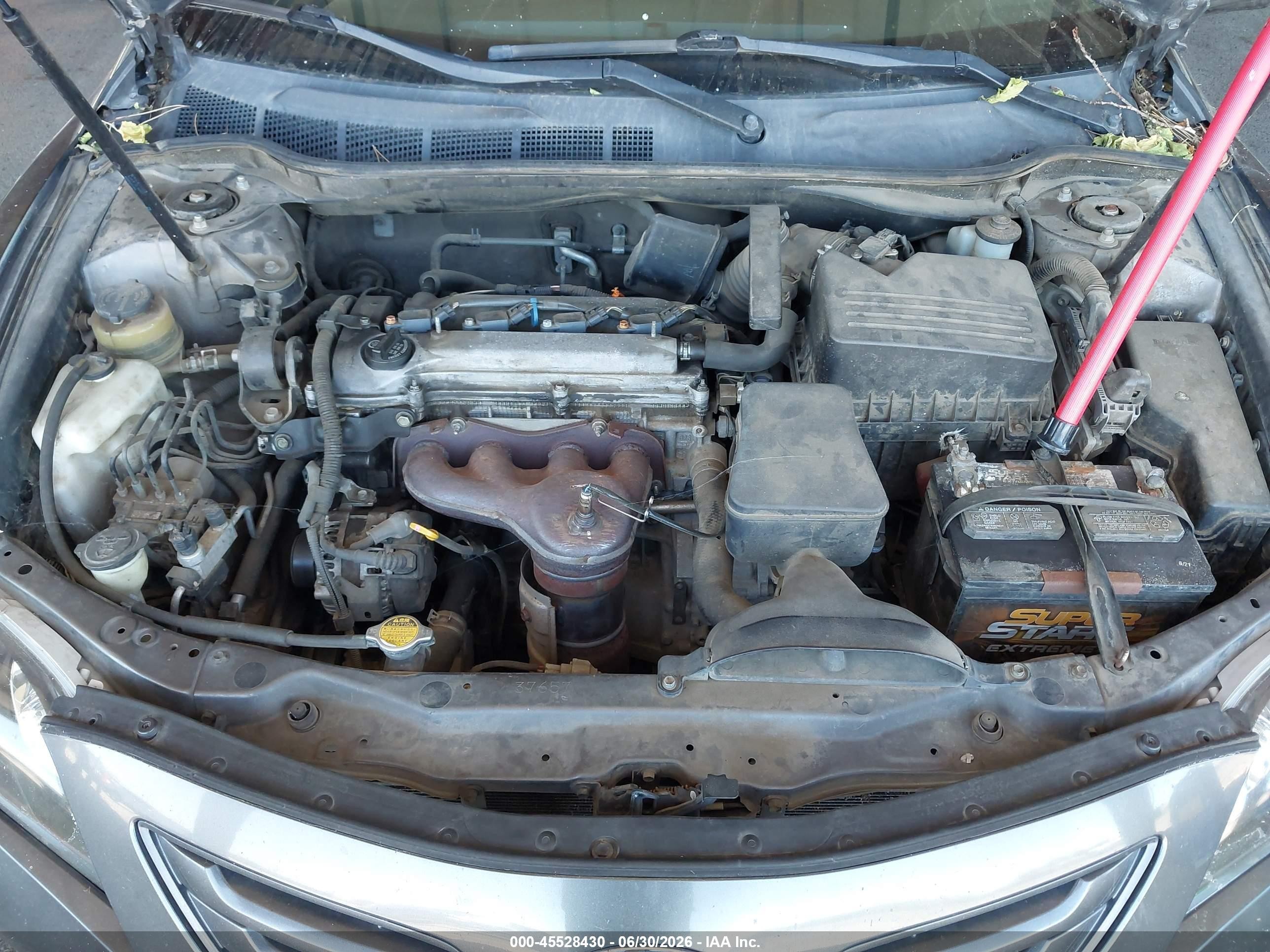 2008 Toyota Camry Le Gray vin: 4T4BE46KX8R038531