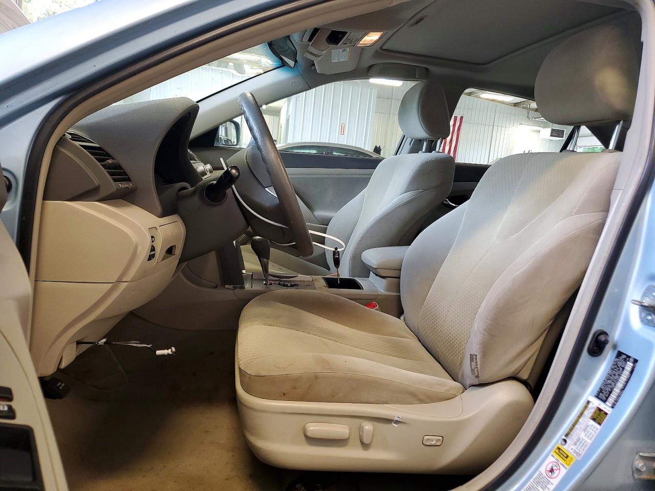2008 Toyota Camry Le Turquoise vin: 4T4BE46KX8R042434
