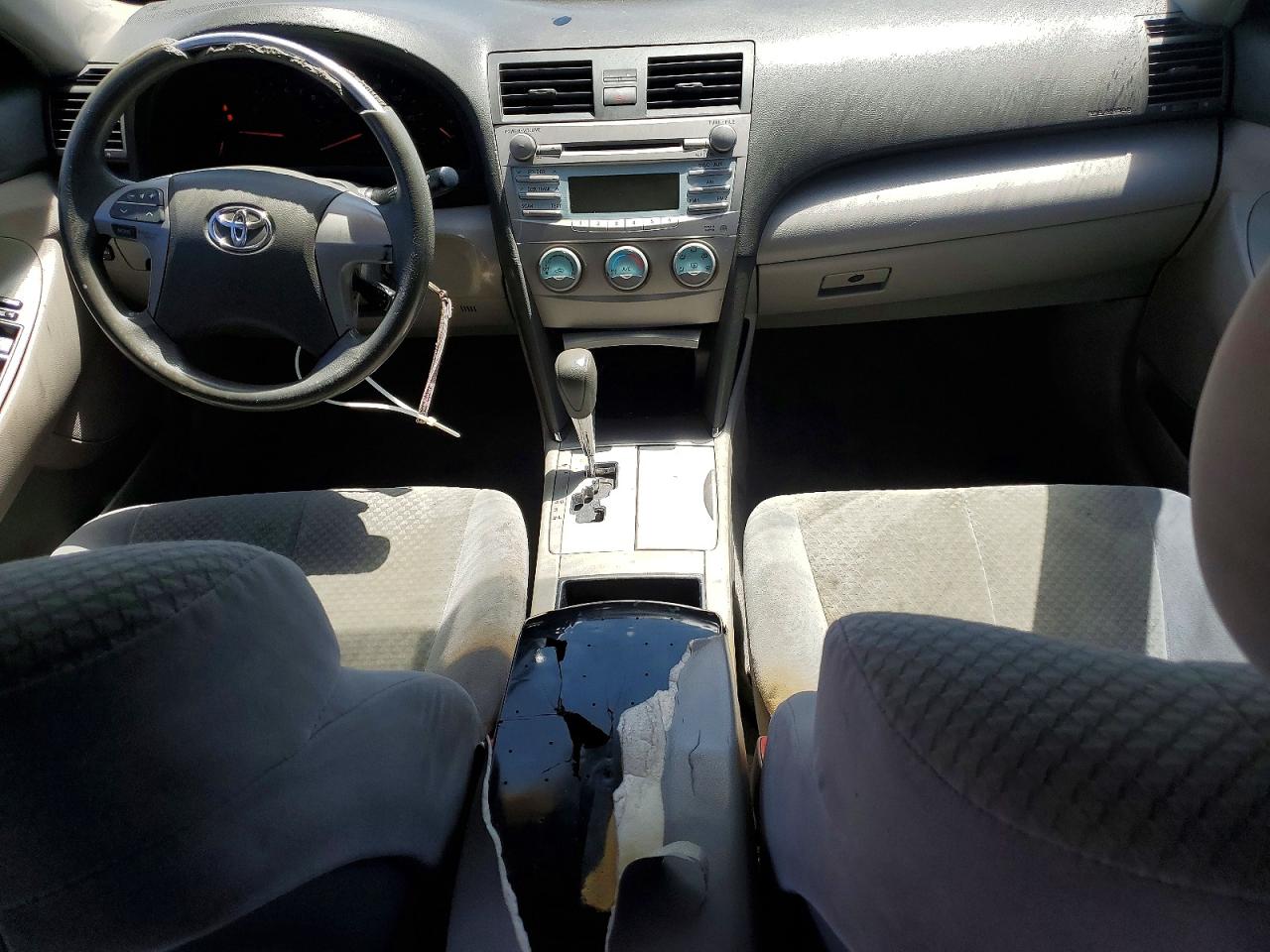 2008 Toyota Camry Le Серый vin: 4T4BE46KX8R047214