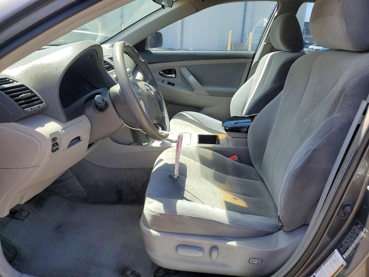 2008 Toyota Camry Le Серый vin: 4T4BE46KX8R047214