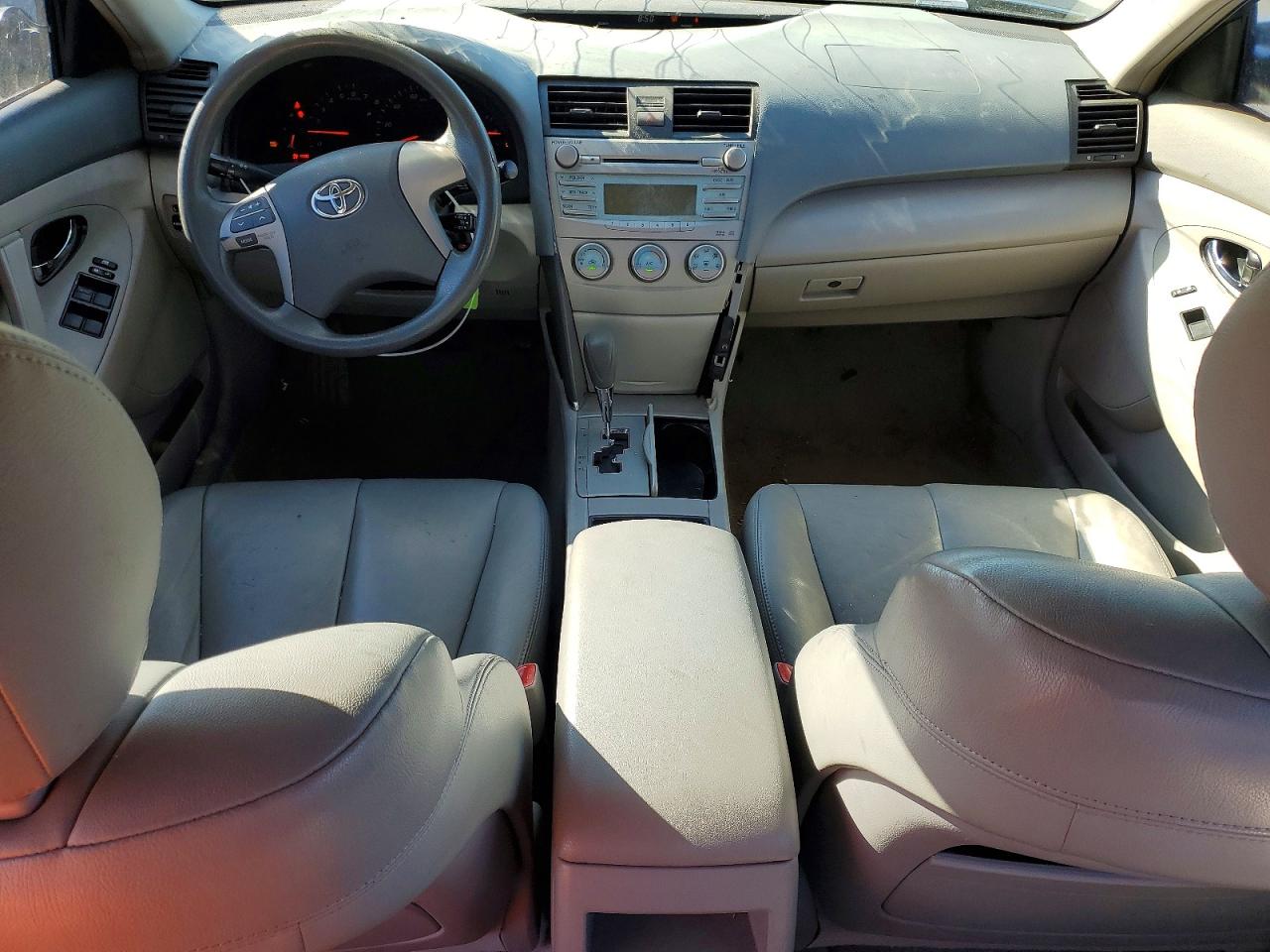 2009 Toyota Camry Le Gray vin: 4T4BE46KX9R049434