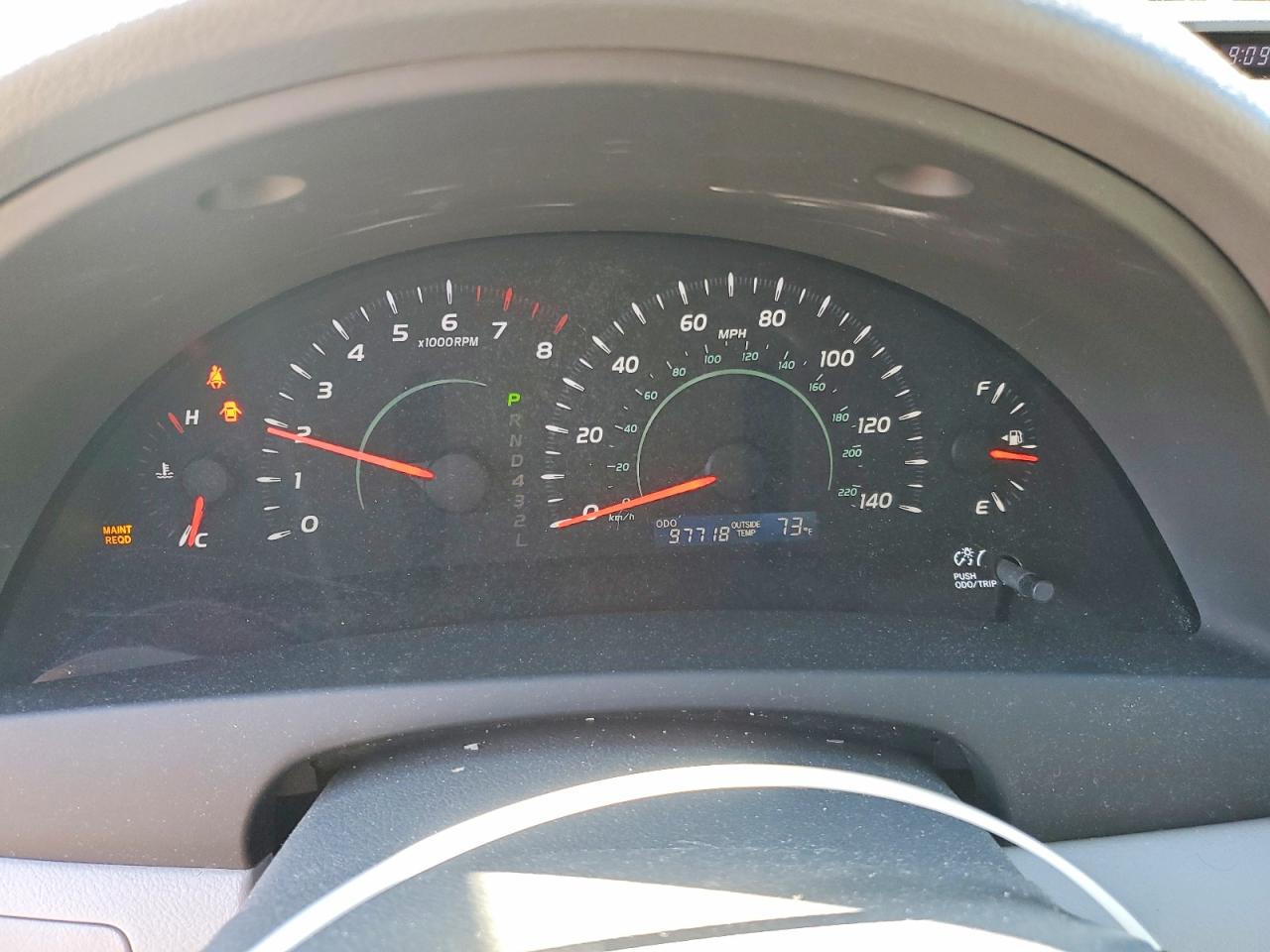2009 Toyota Camry Le Серебряный vin: 4T4BE46KX9R058652