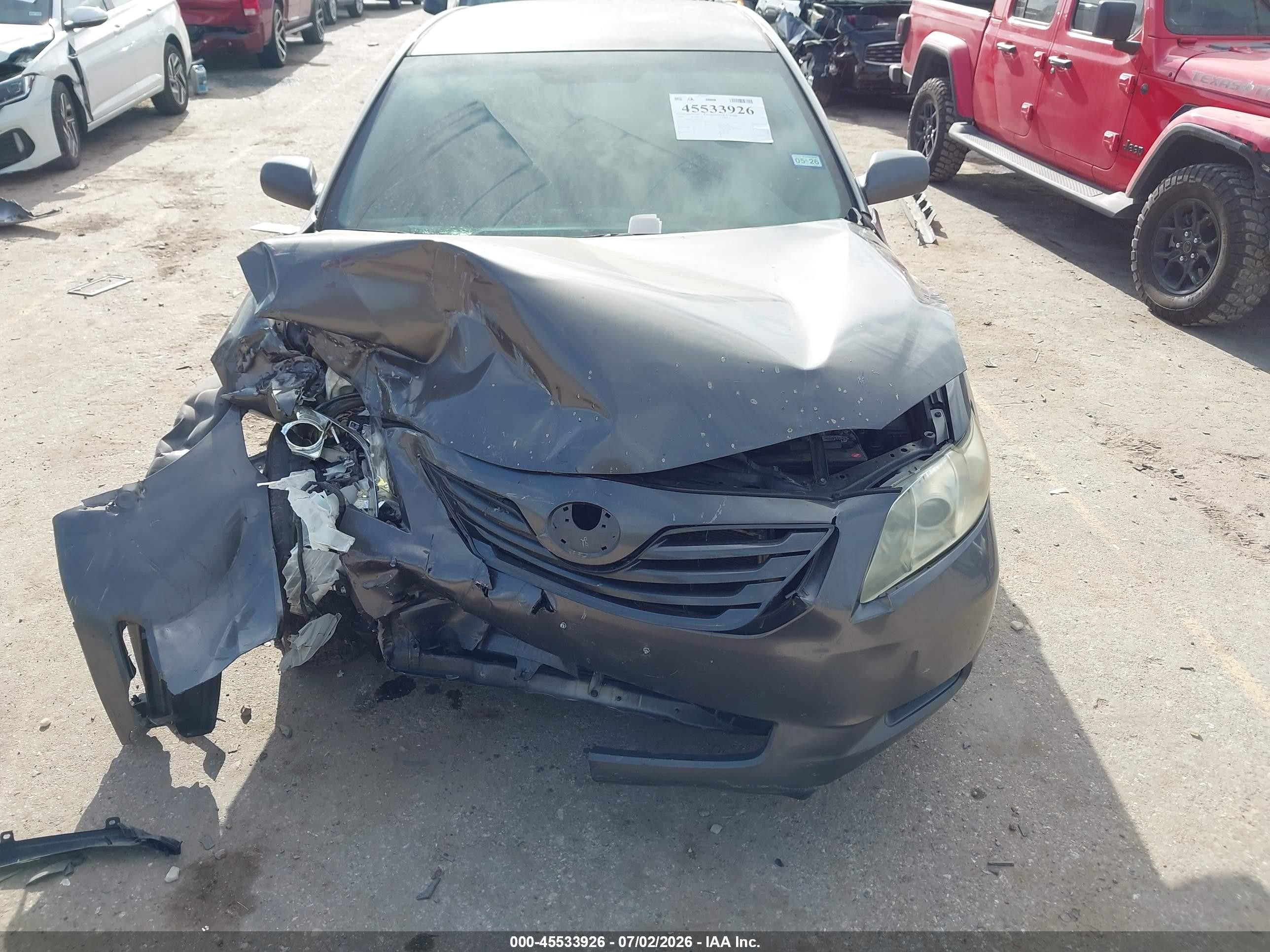 2009 Toyota Camry Le Gray vin: 4T4BE46KX9R091795