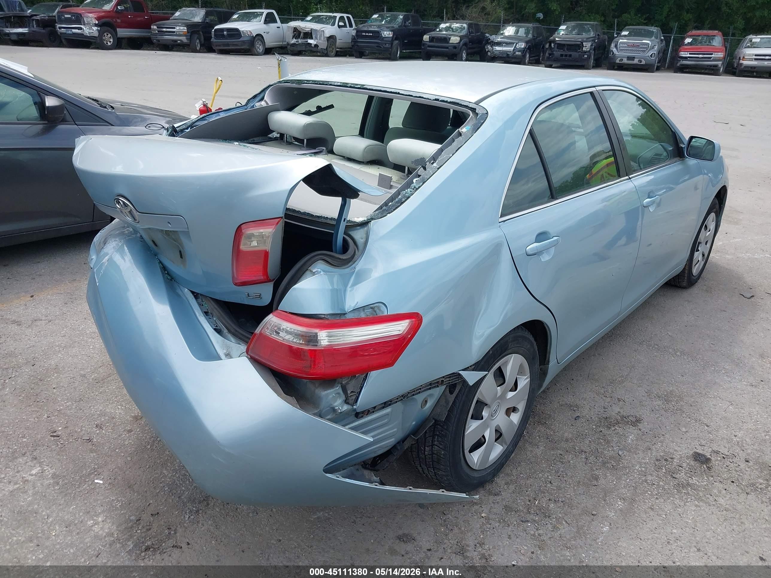 2009 Toyota Camry Le Blue vin: 4T4BE46KX9R092350