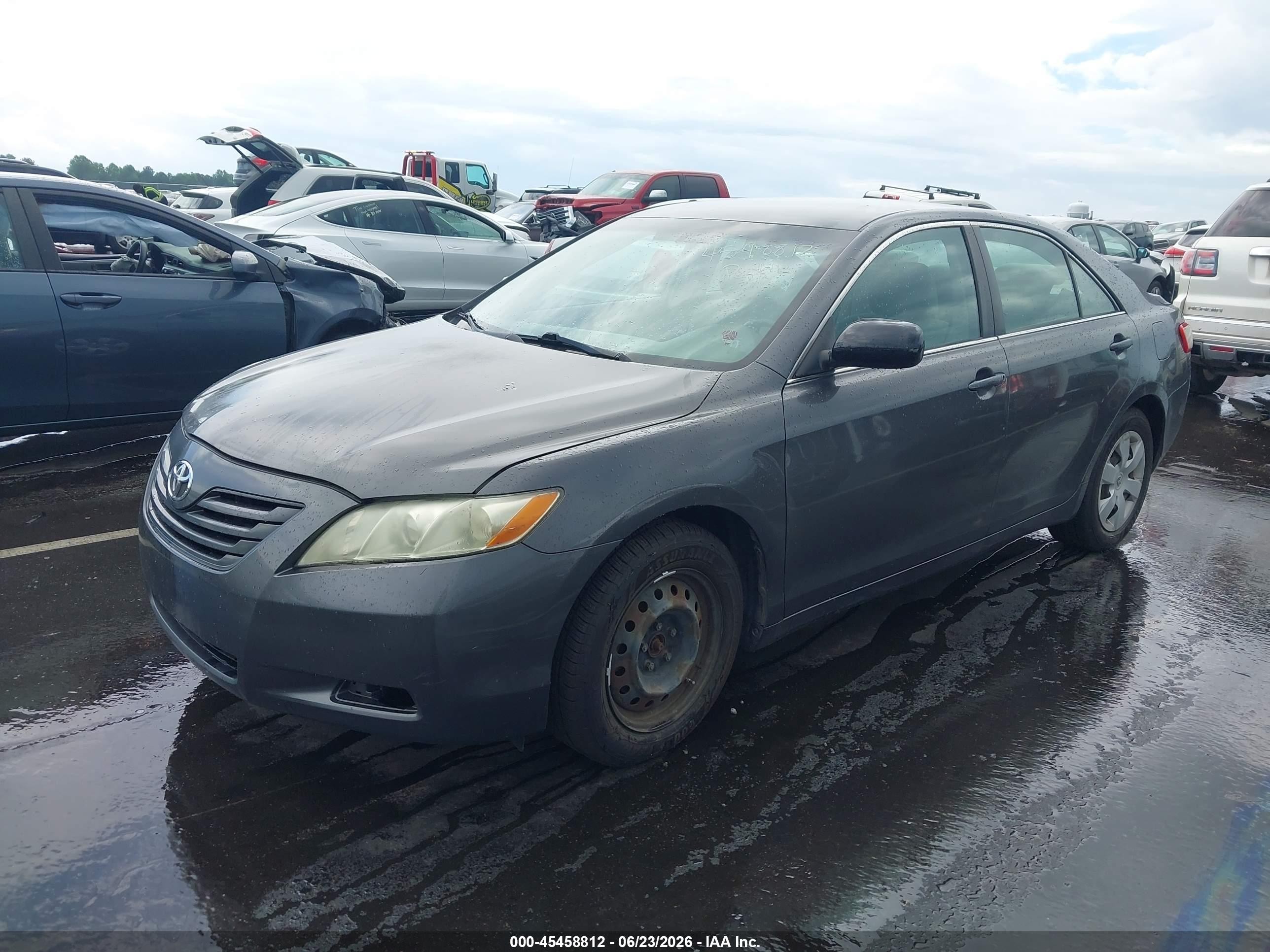 2009 Toyota Camry Le Gray vin: 4T4BE46KX9R093577