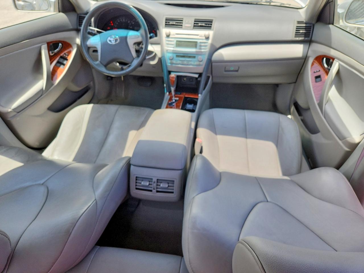 2009 Toyota Camry Xle Серебряный vin: 4T4BE46KX9R095507