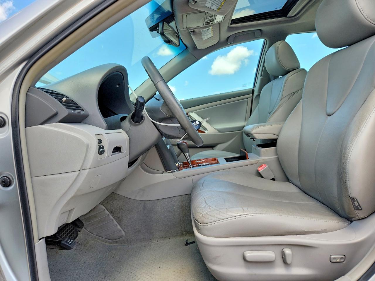 2009 Toyota Camry Xle Серебряный vin: 4T4BE46KX9R095507