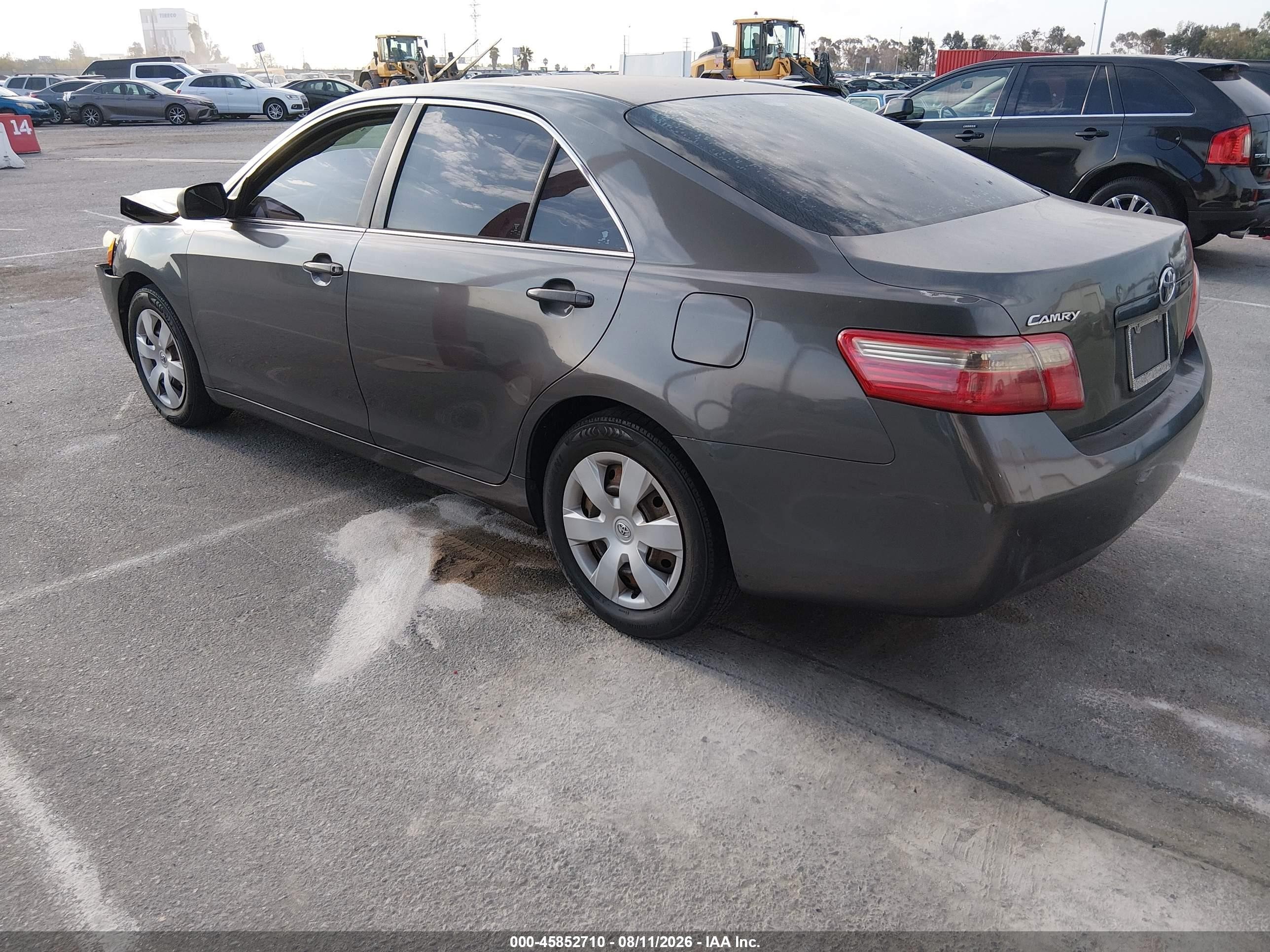 2009 Toyota Camry Le Gray vin: 4T4BE46KX9R103878