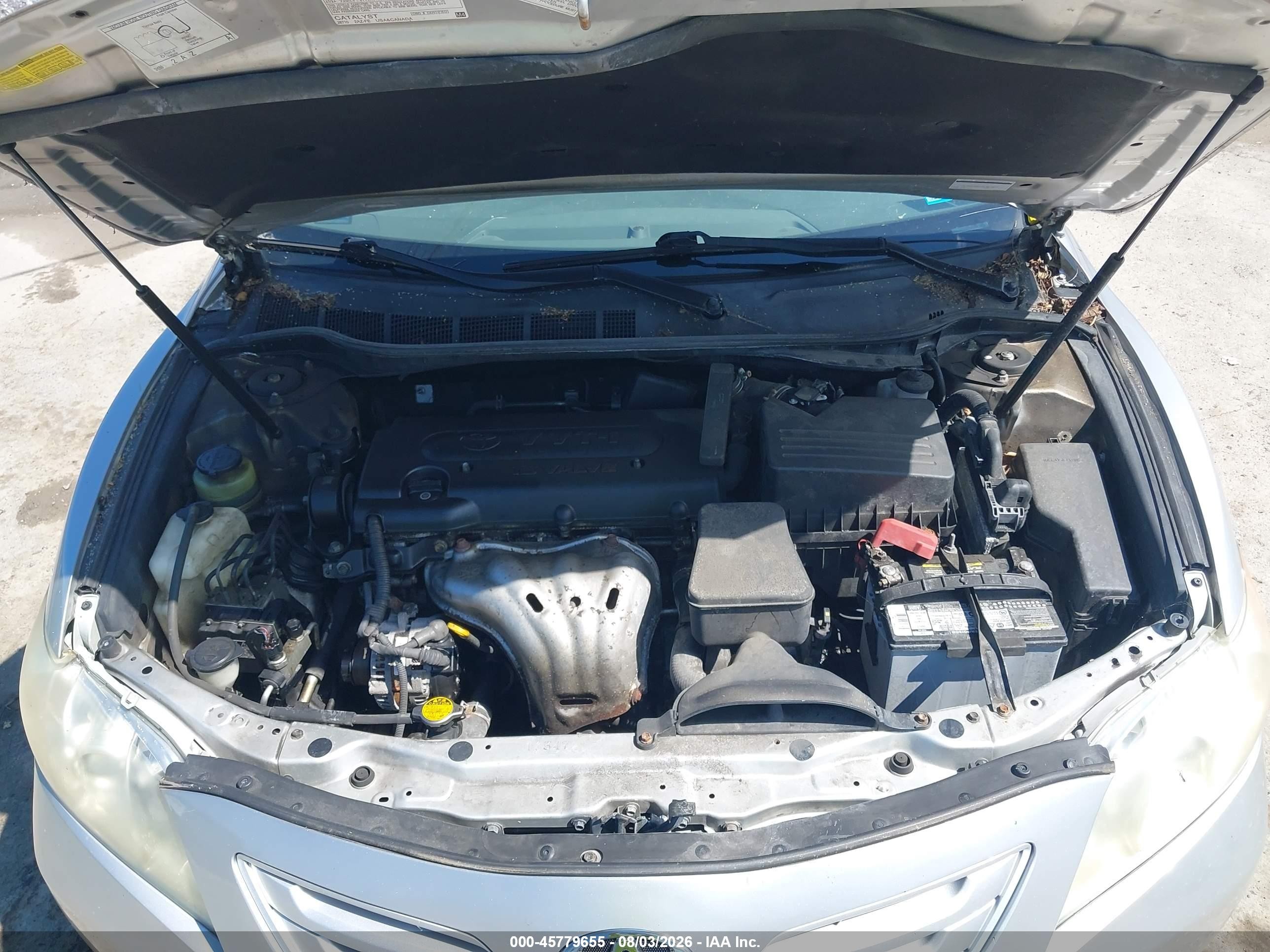 2009 Toyota Camry Le Silver vin: 4T4BE46KX9R112189