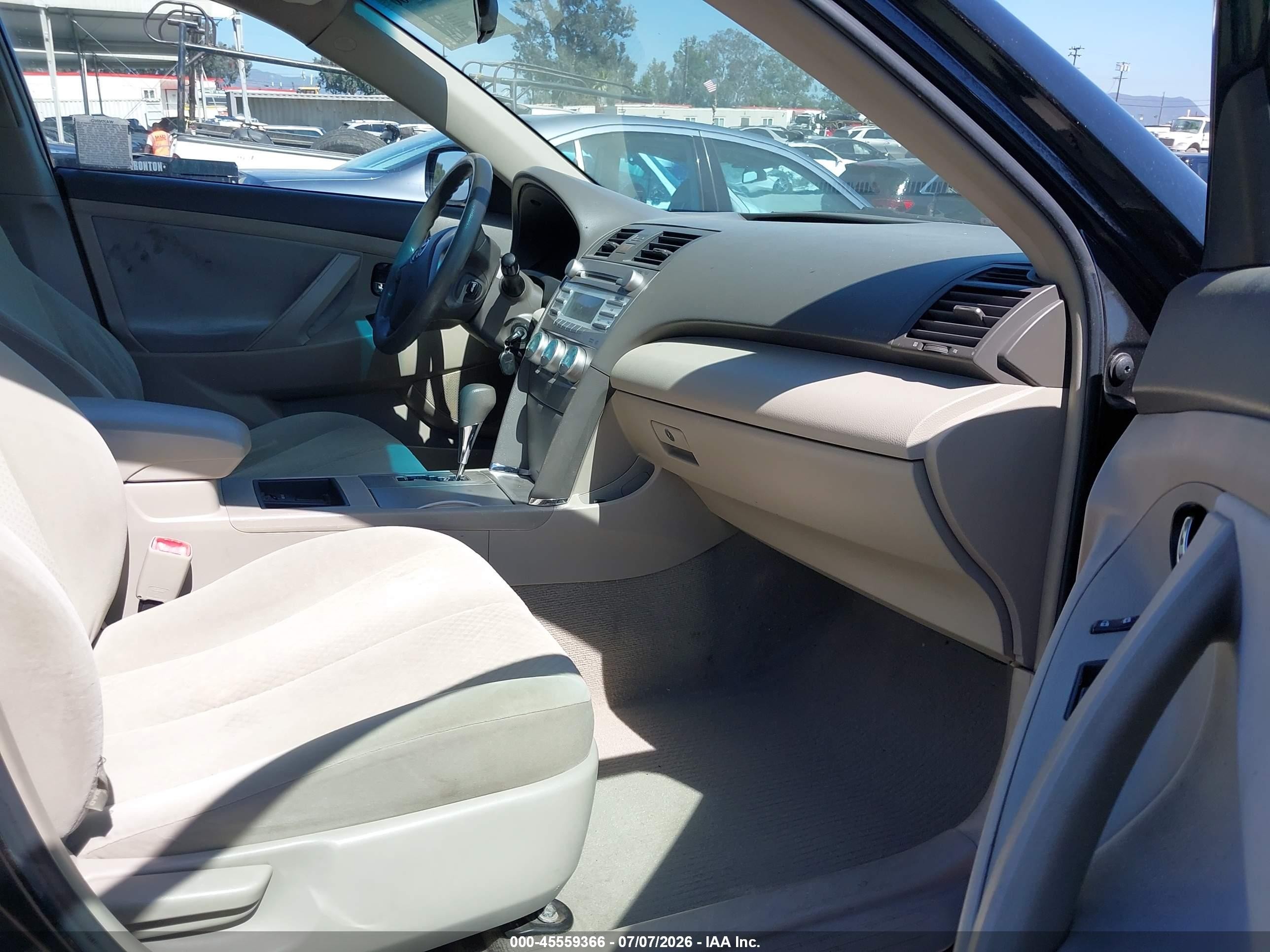 2009 Toyota Camry Le Black vin: 4T4BE46KX9R123872