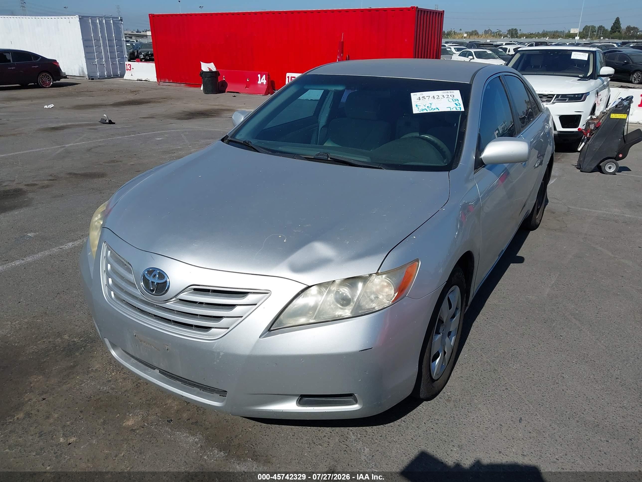 2009 Toyota Camry Le Серебряный vin: 4T4BE46KX9R126030