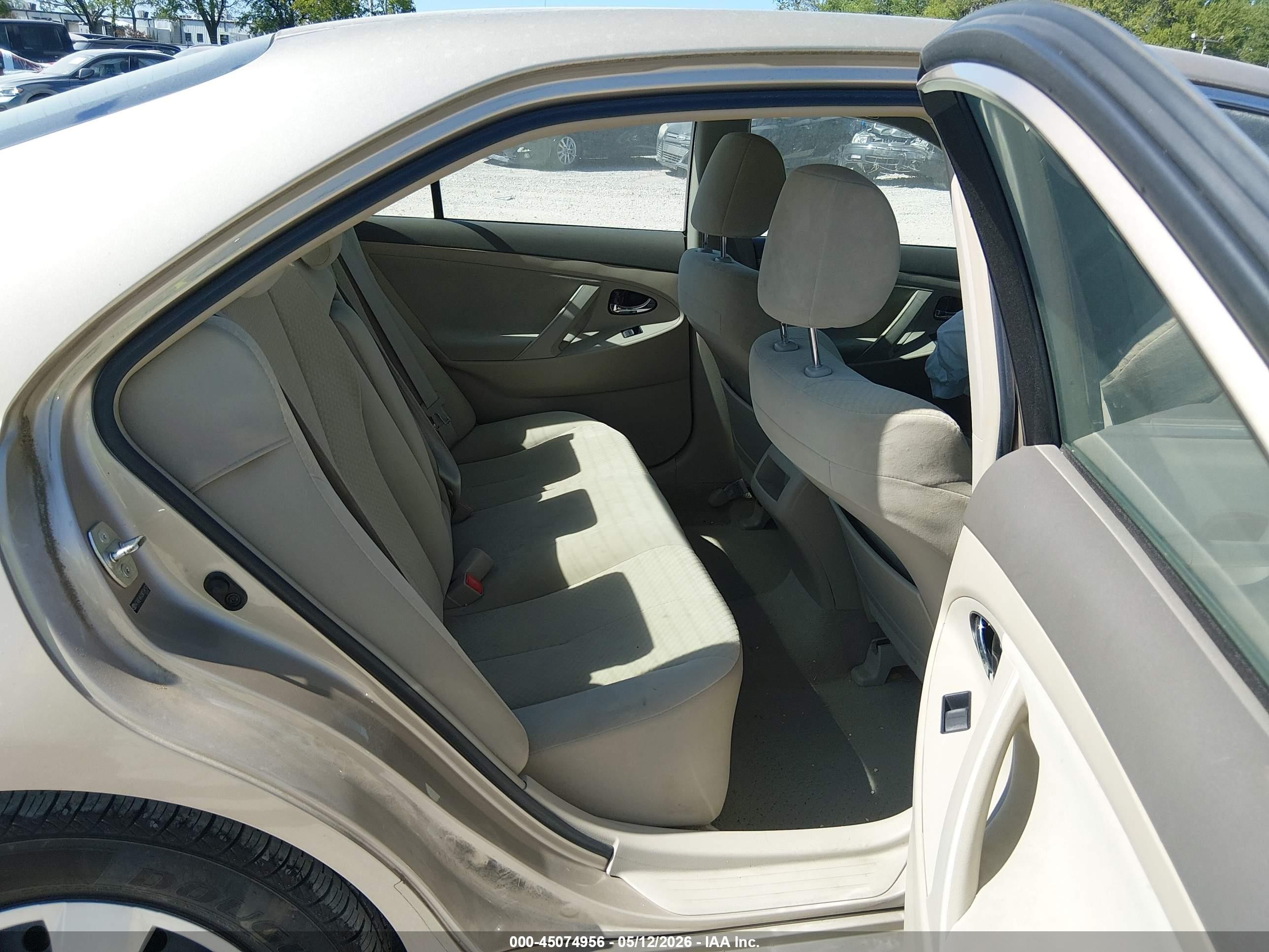 2009 Toyota Camry Le Beige vin: 4T4BE46KX9R134757