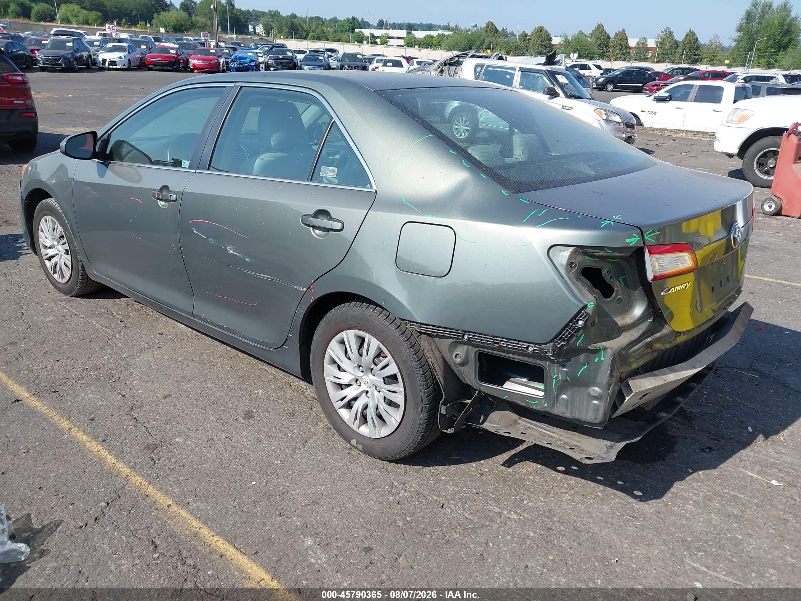 2012 Toyota Camry L Серебряный vin: 4T4BF1FK0CR184215