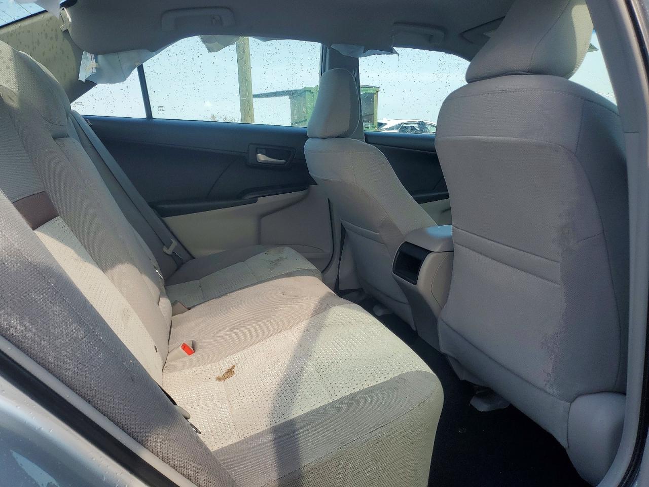 2012 Toyota Camry Le Silver vin: 4T4BF1FK0CR193352