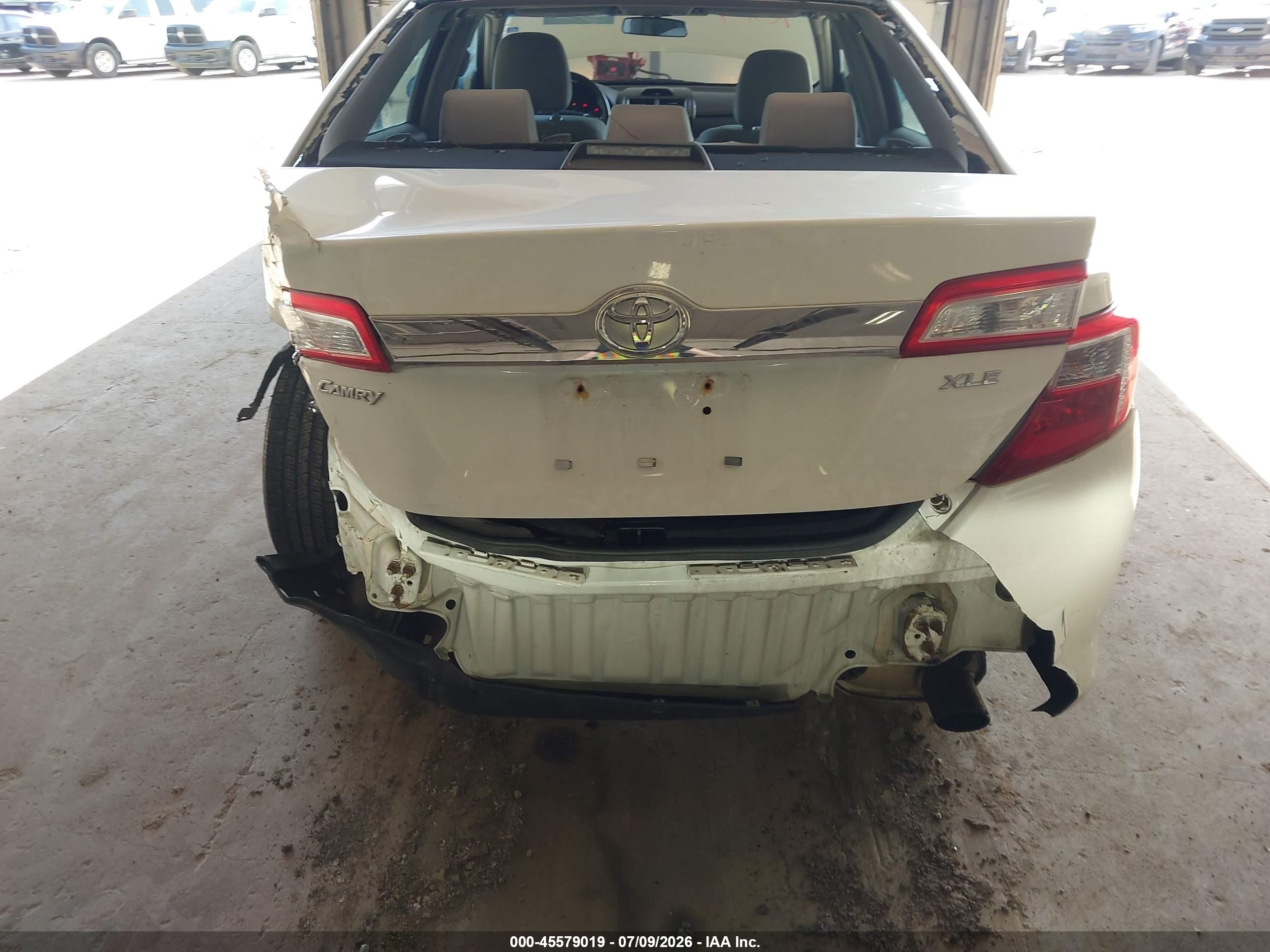 2012 Toyota Camry Xle White vin: 4T4BF1FK0CR201790