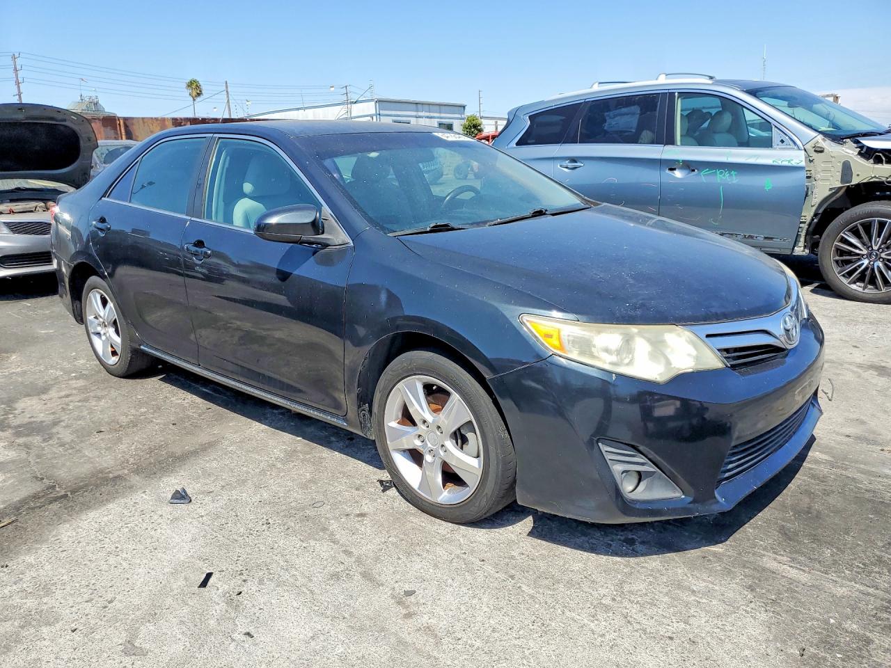 2012 Toyota Camry Le Charcoal vin: 4T4BF1FK0CR221862