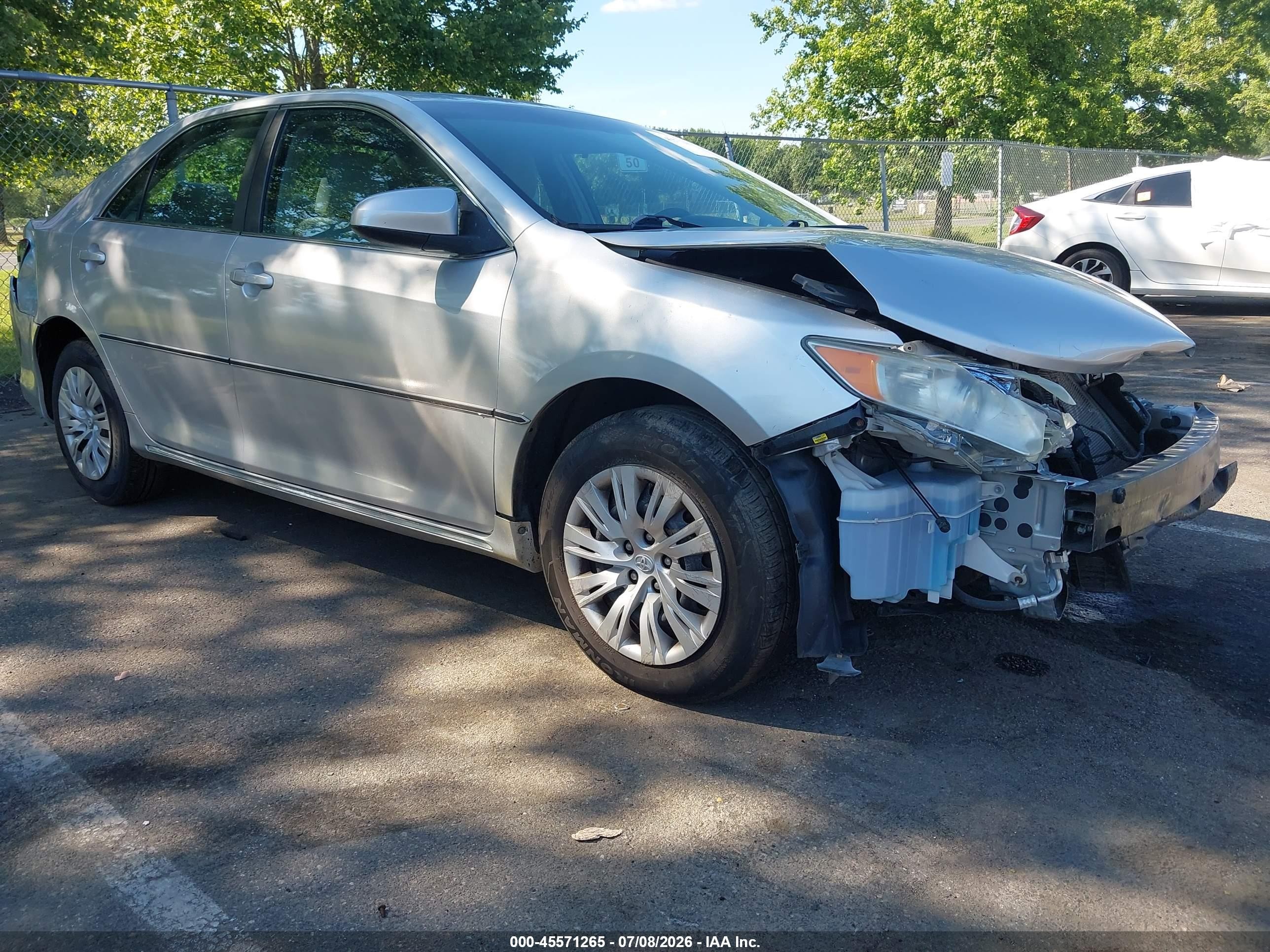 2012 Toyota Camry Le Silver vin: 4T4BF1FK0CR237558