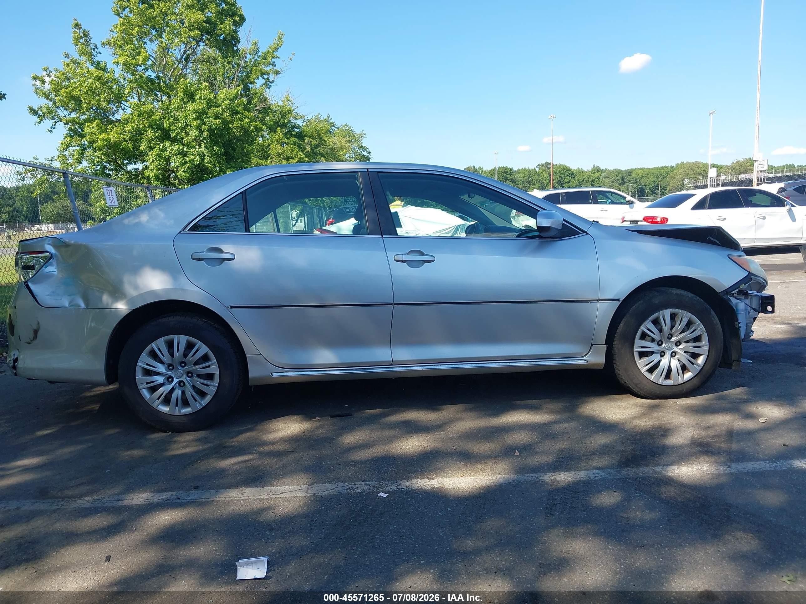 2012 Toyota Camry Le Silver vin: 4T4BF1FK0CR237558