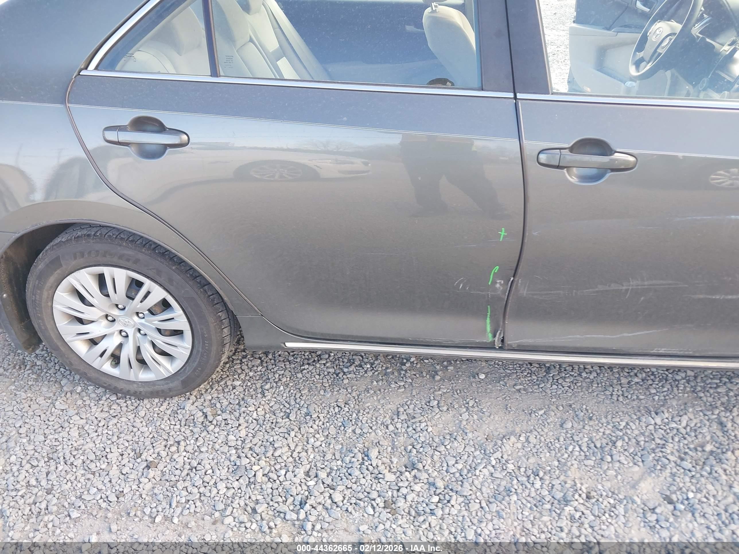 2013 Toyota Camry Le Gray vin: 4T4BF1FK0DR278631