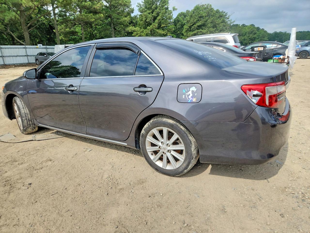 2013 Toyota Camry Xle Gray vin: 4T4BF1FK0DR286051