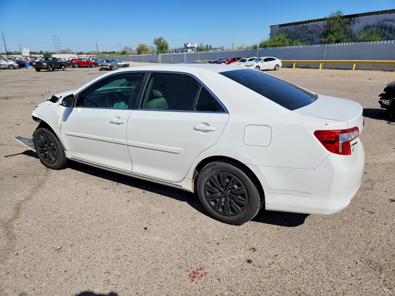 2013 Toyota Camry Le White vin: 4T4BF1FK0DR290956