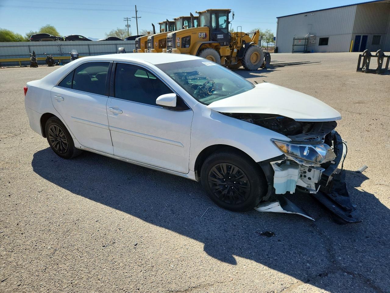 2013 Toyota Camry Le White vin: 4T4BF1FK0DR290956